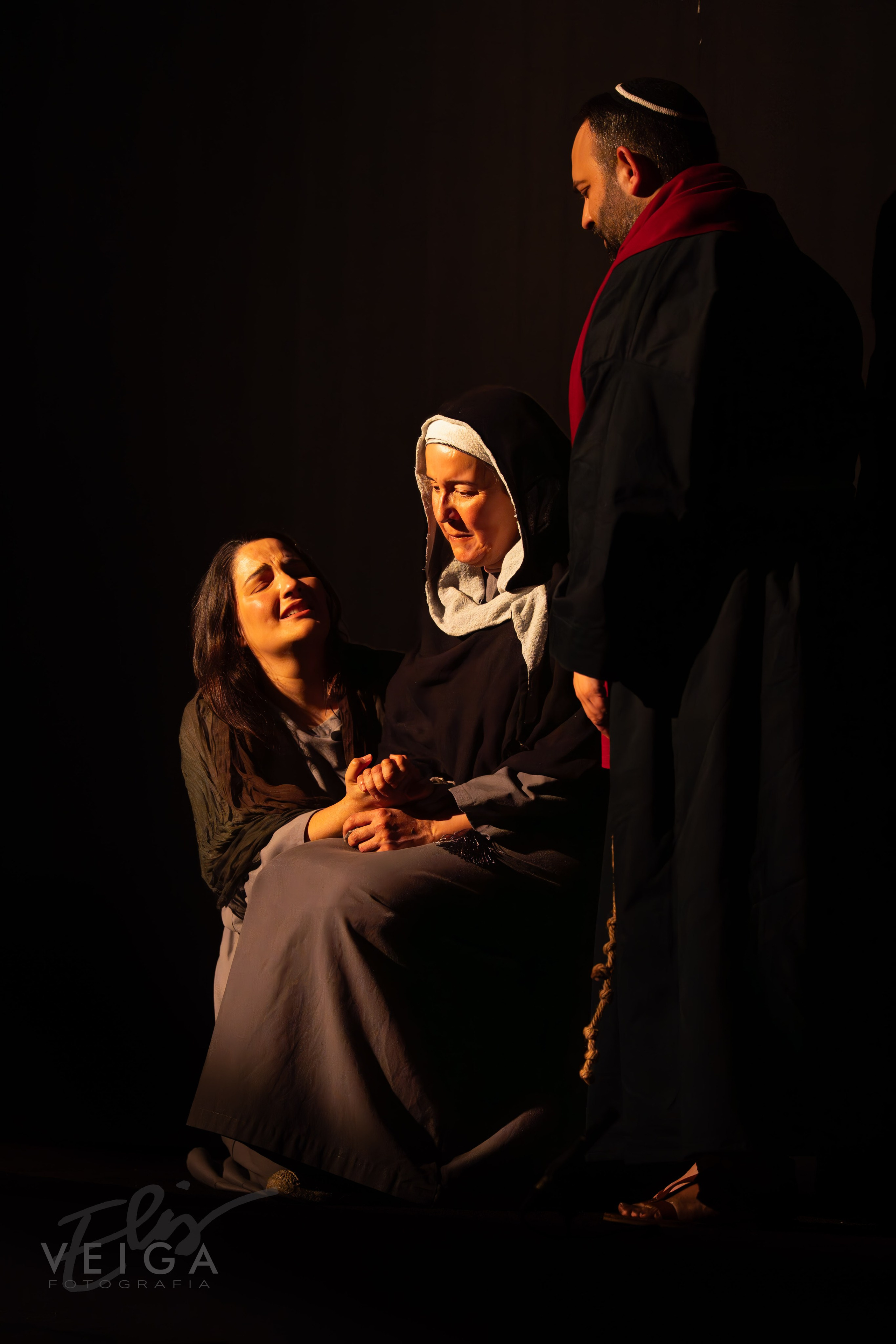 Mirar con el alma: ser fotógrafa en Pasión y Triunfo. Alcalá del Río, Sevilla, 2025. Elisveiga