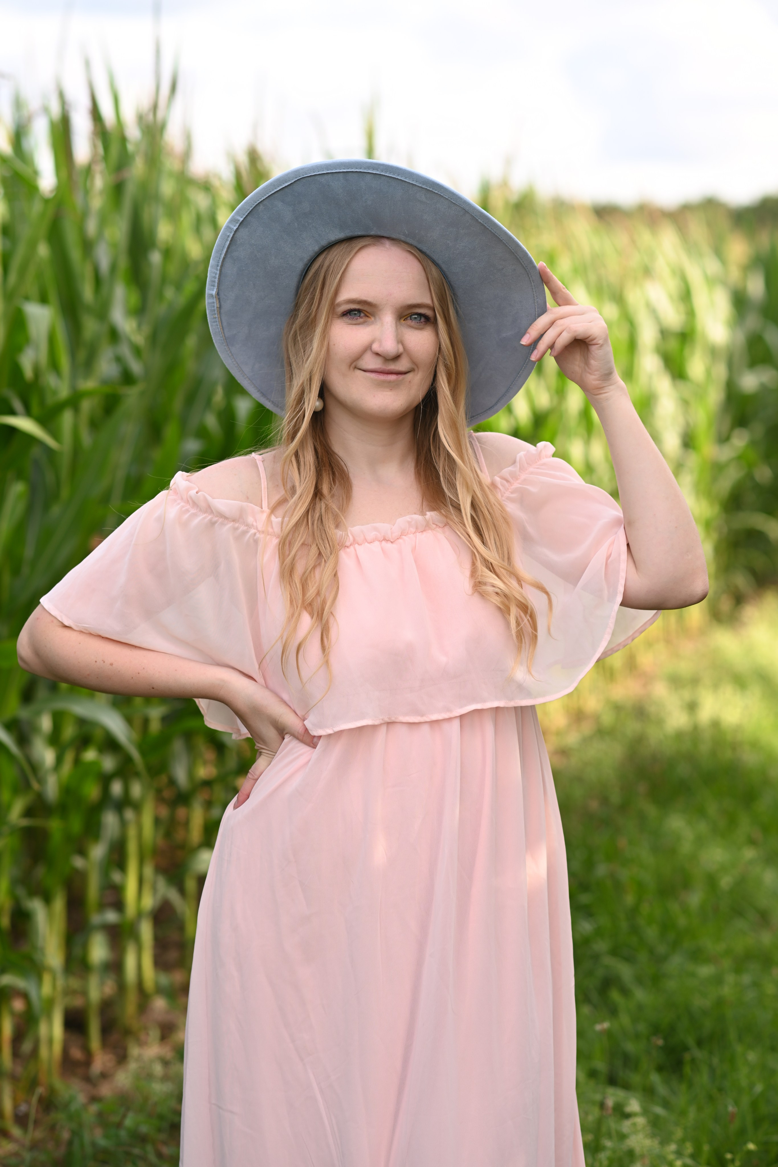 Kontakt. Neugeborene, Baby Fotografin in Düren (NRW) - Vitalina Unruh