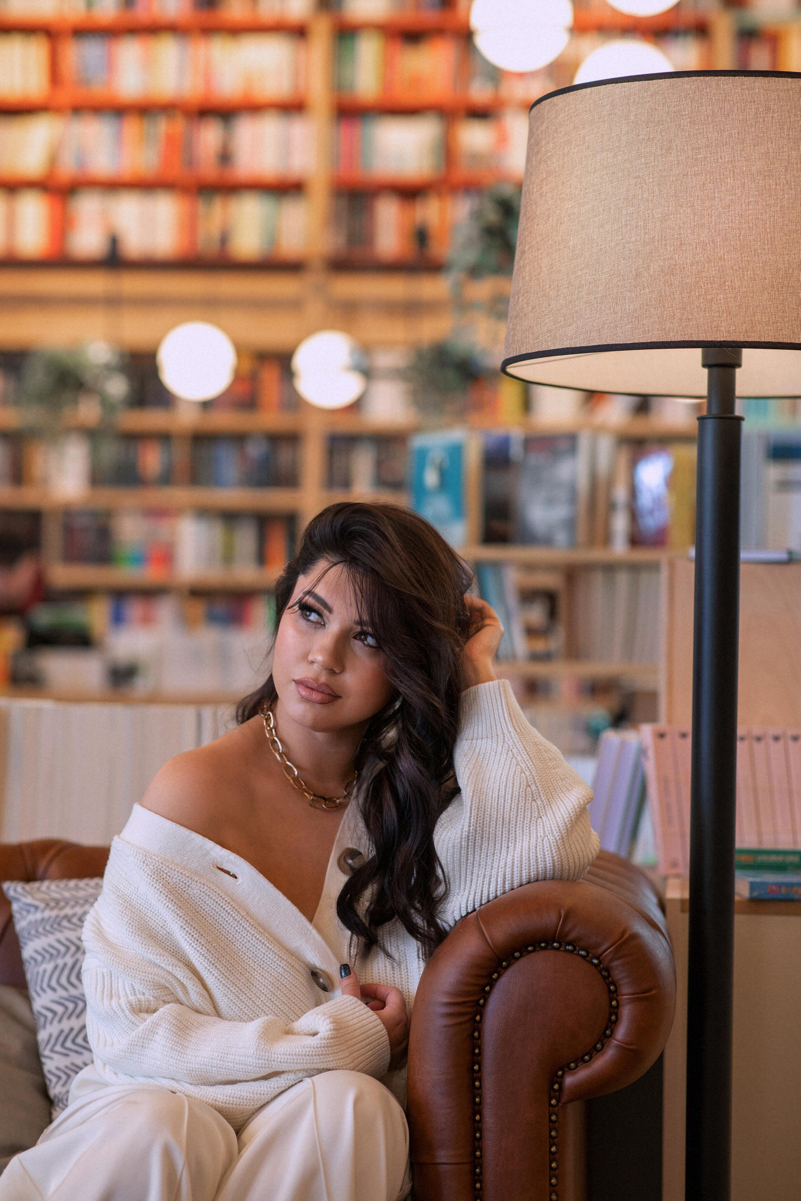 Контакты. Фотосессии в Анталии, Кемере, Сиде, Белеке, Каше Djamilya Akkanat