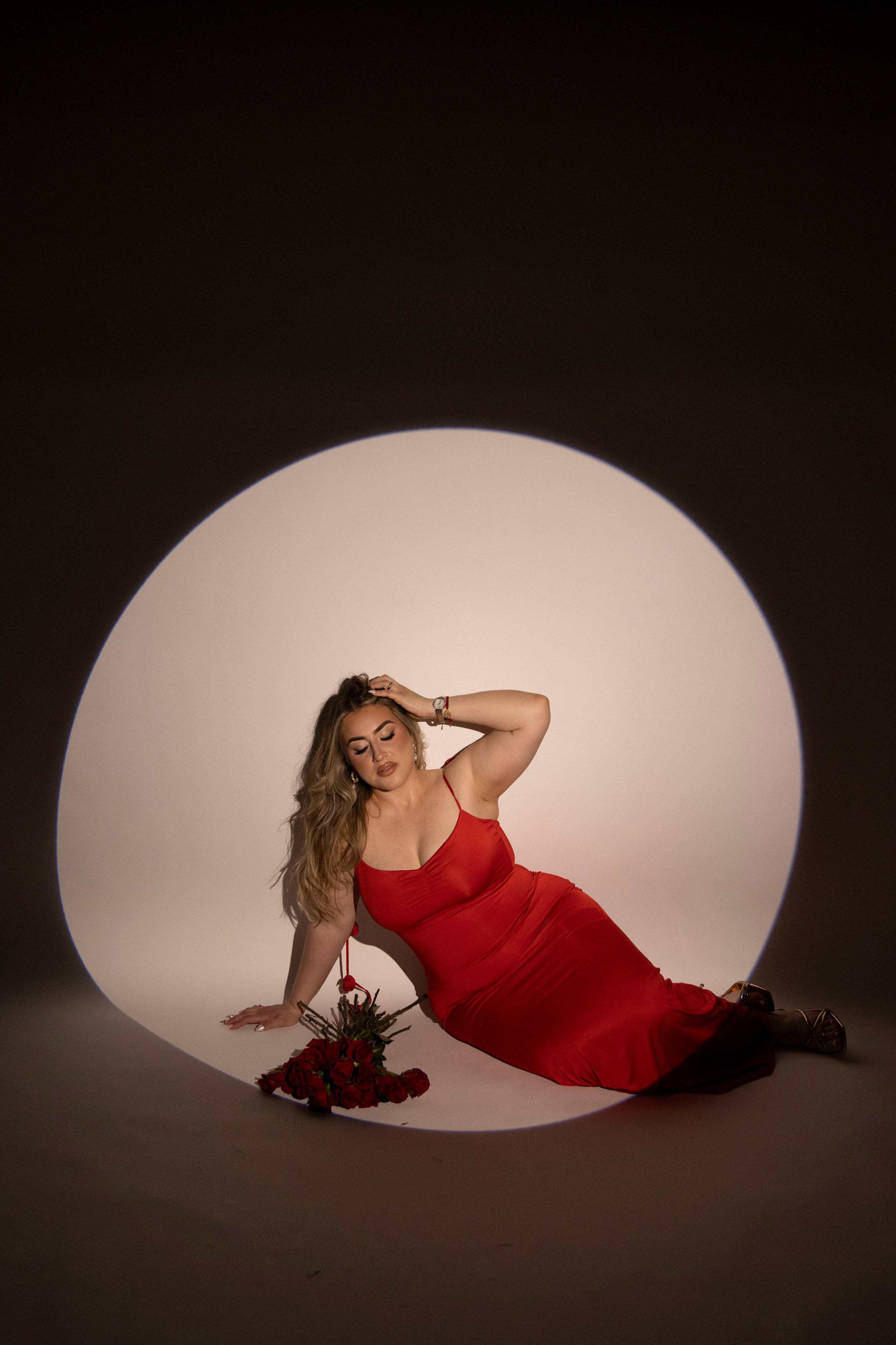 SHOOT IT YOURSELF — SELF PORTRAIT STUDIO IN CHICAGO