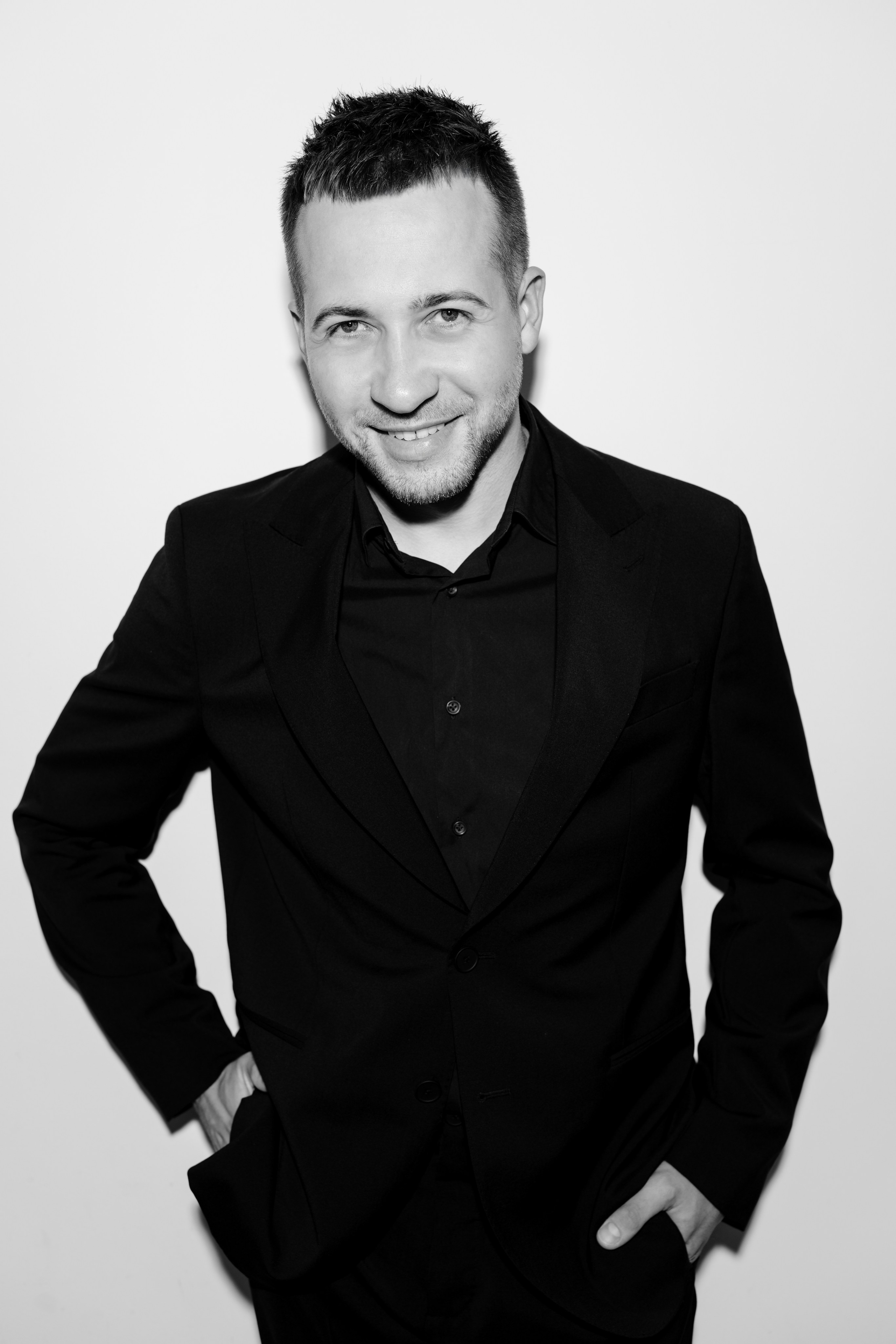 About me. Destination Wedding photographer Italy, France, Germany, Spain, Poland Oleg Zaicev