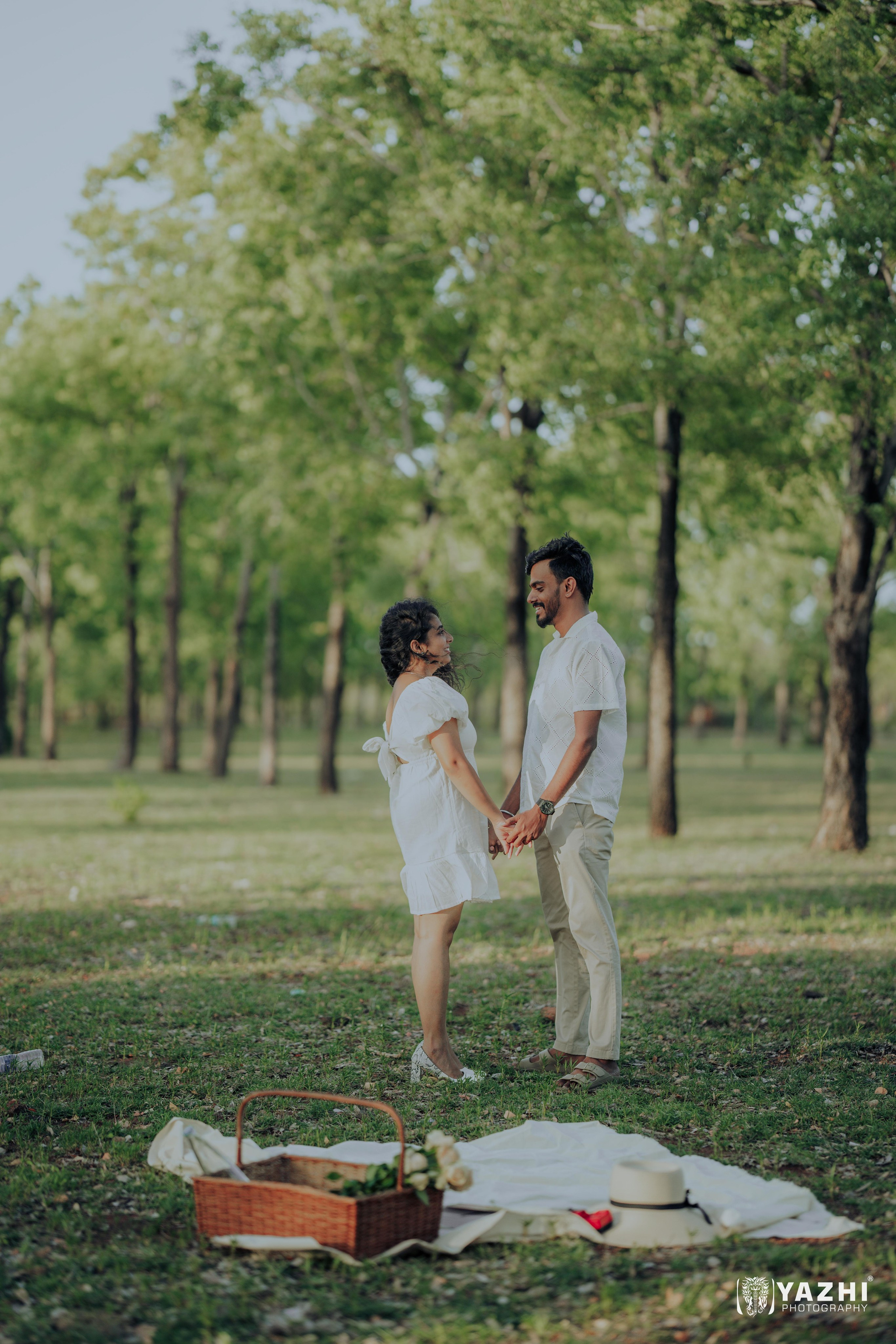 YAZHI PHOTOGRAPHY