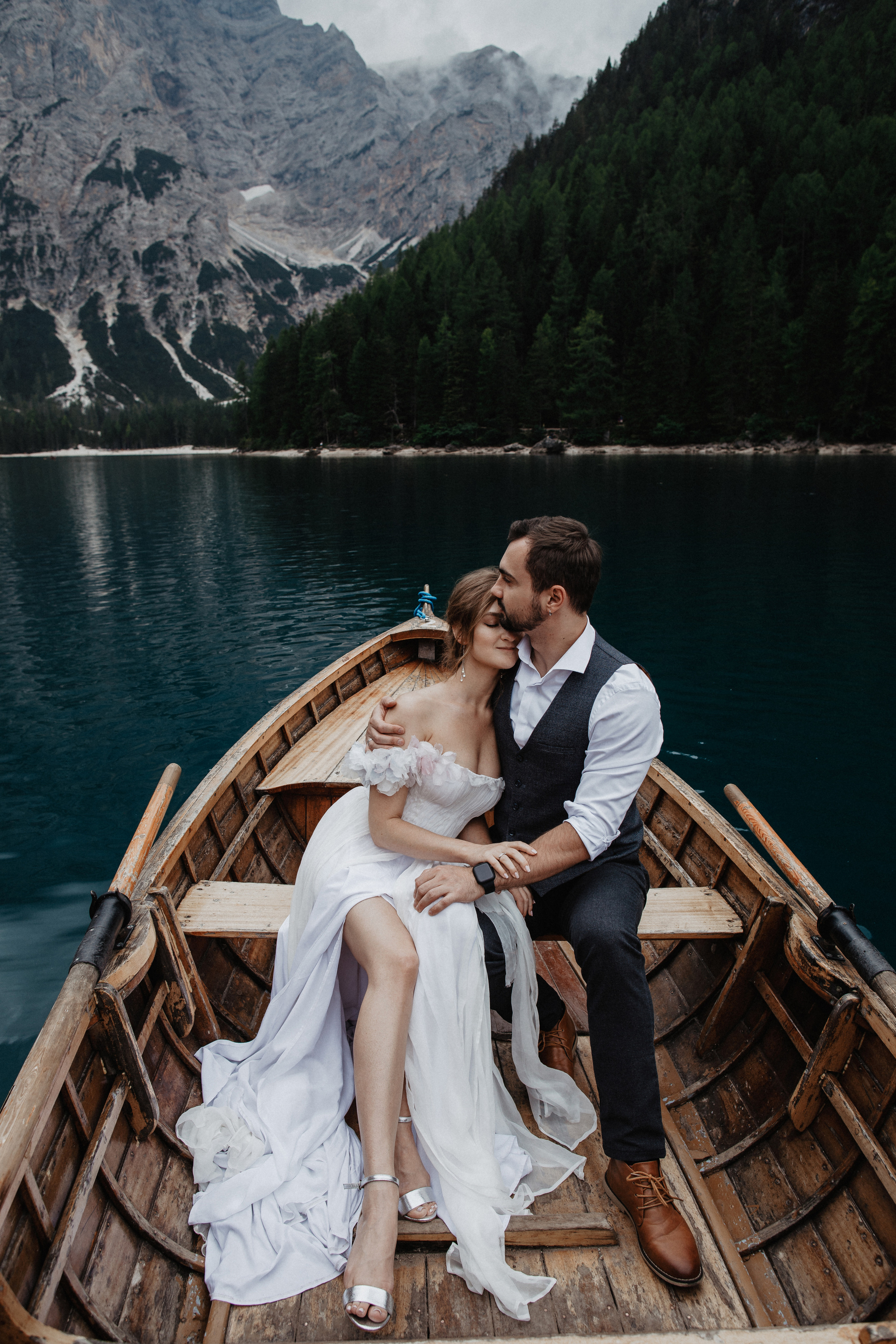 Wedding photographer pricing guide Dolomites. Iceland elopement photo and video | Nikolaichik Photo