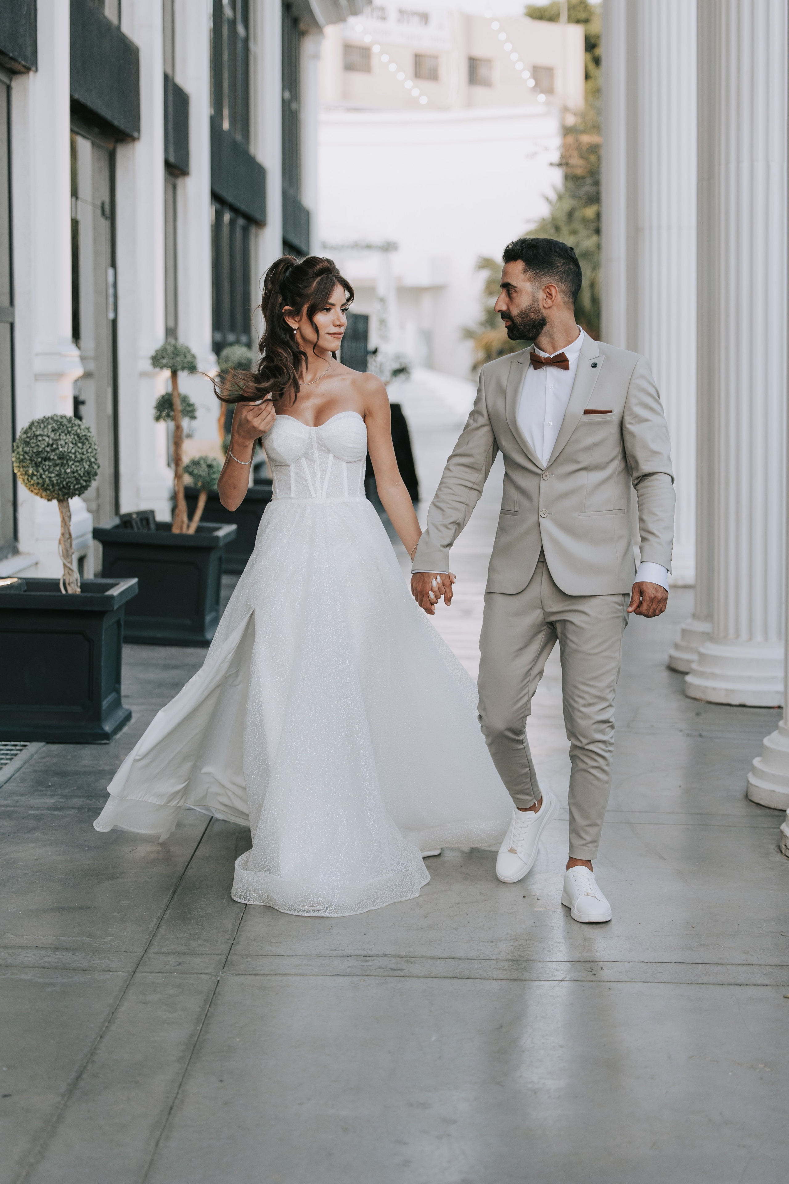 AMIR BUCHNIK PHOTOGRAPHER