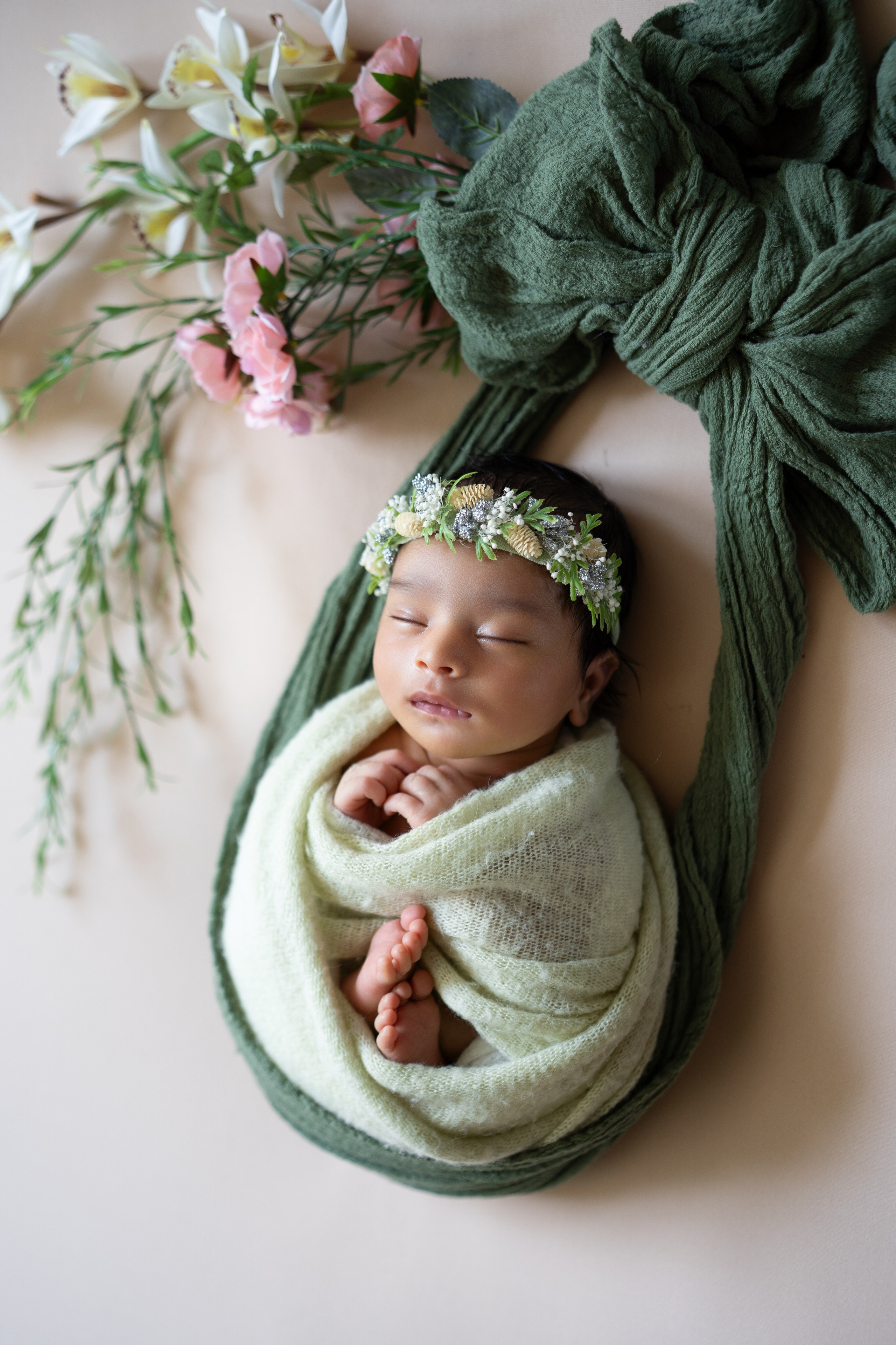 How to Prepare for Your Newborn Photography Session at Home. Maternity, family and newborn photography in San Francisco Bay Area