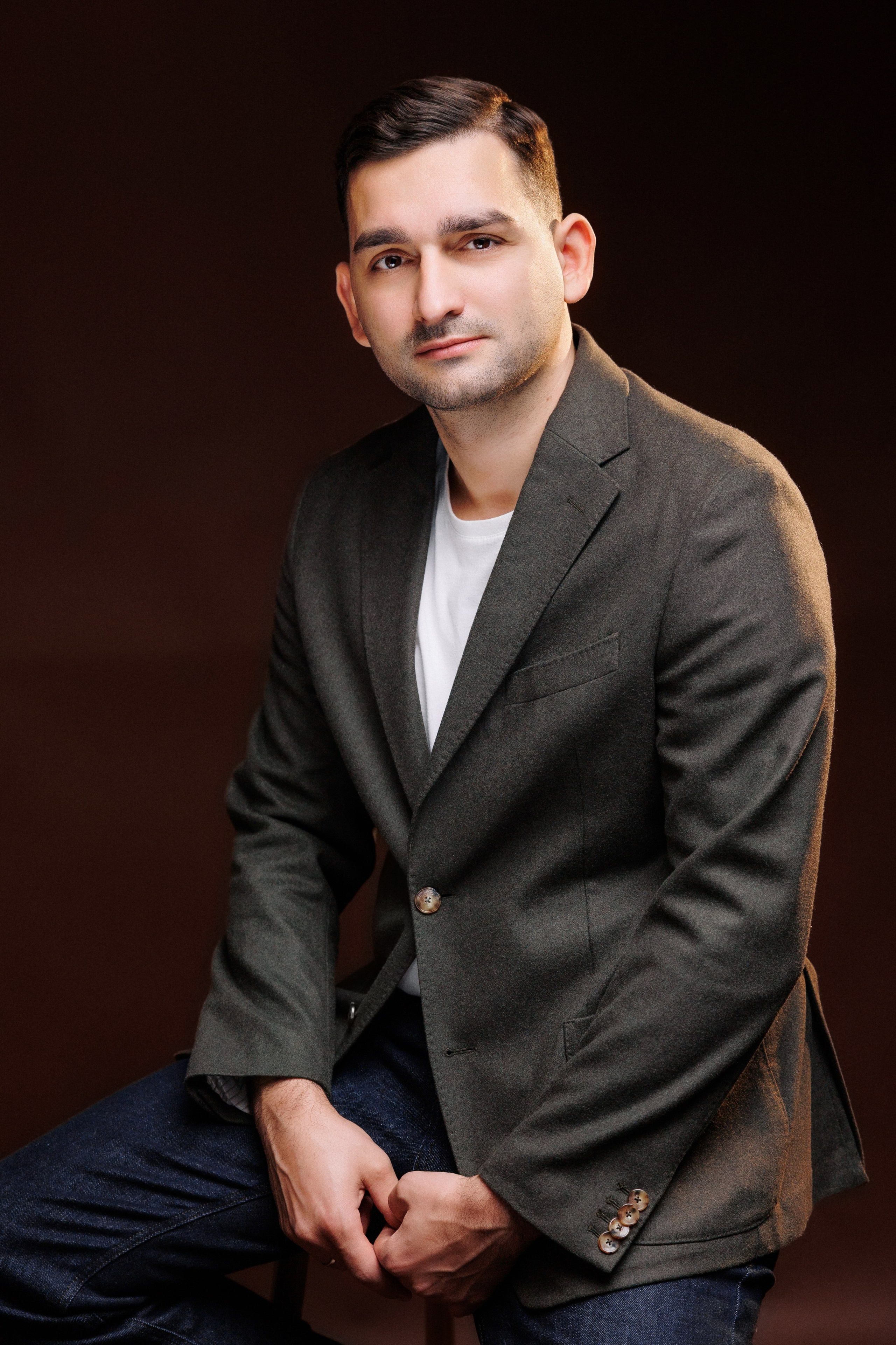 CONTACT. Fulga Photographer