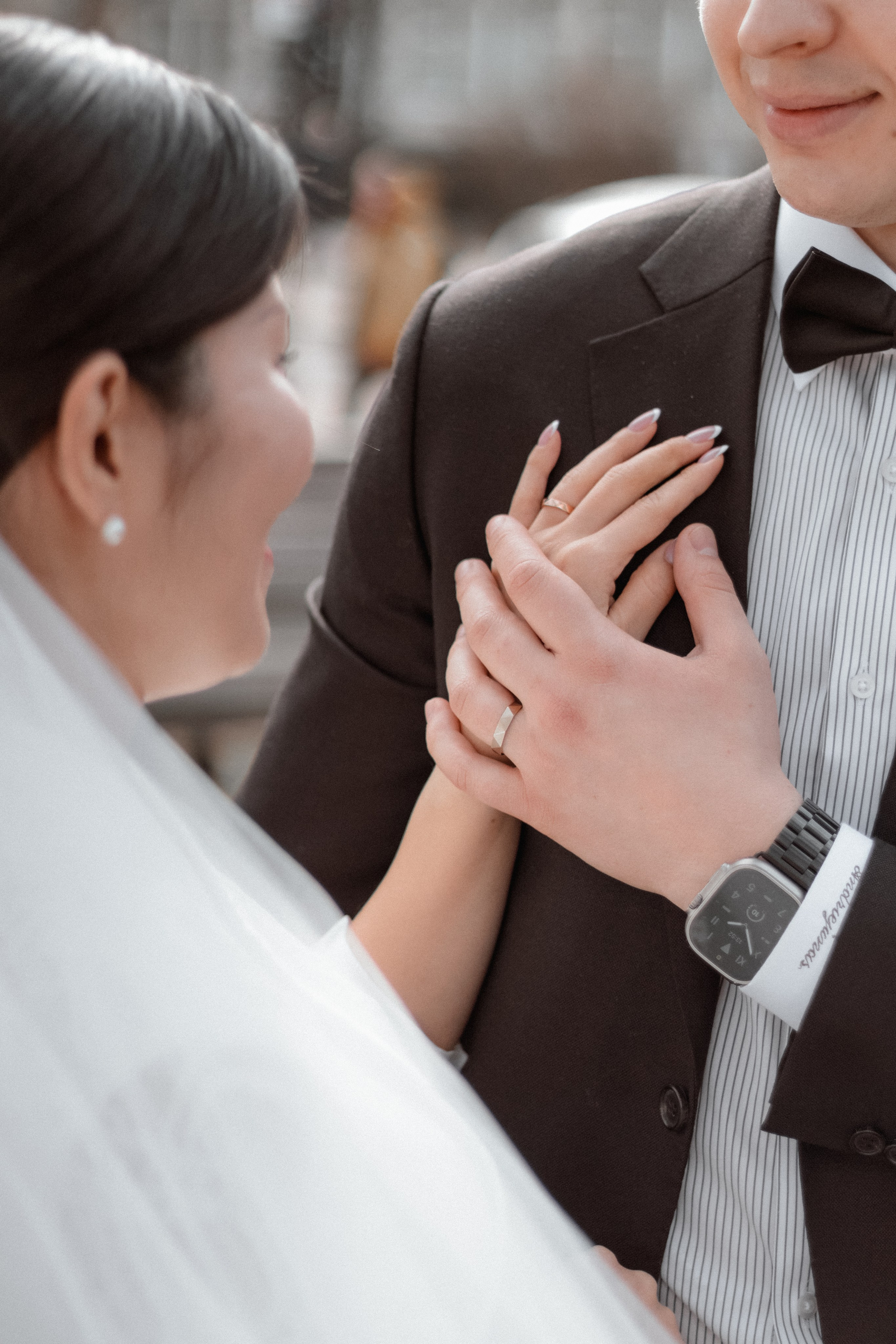 Fotosesija Vilniaus Santuokų Rūmuose. Framed by Evelina | Vestuvių fotografė