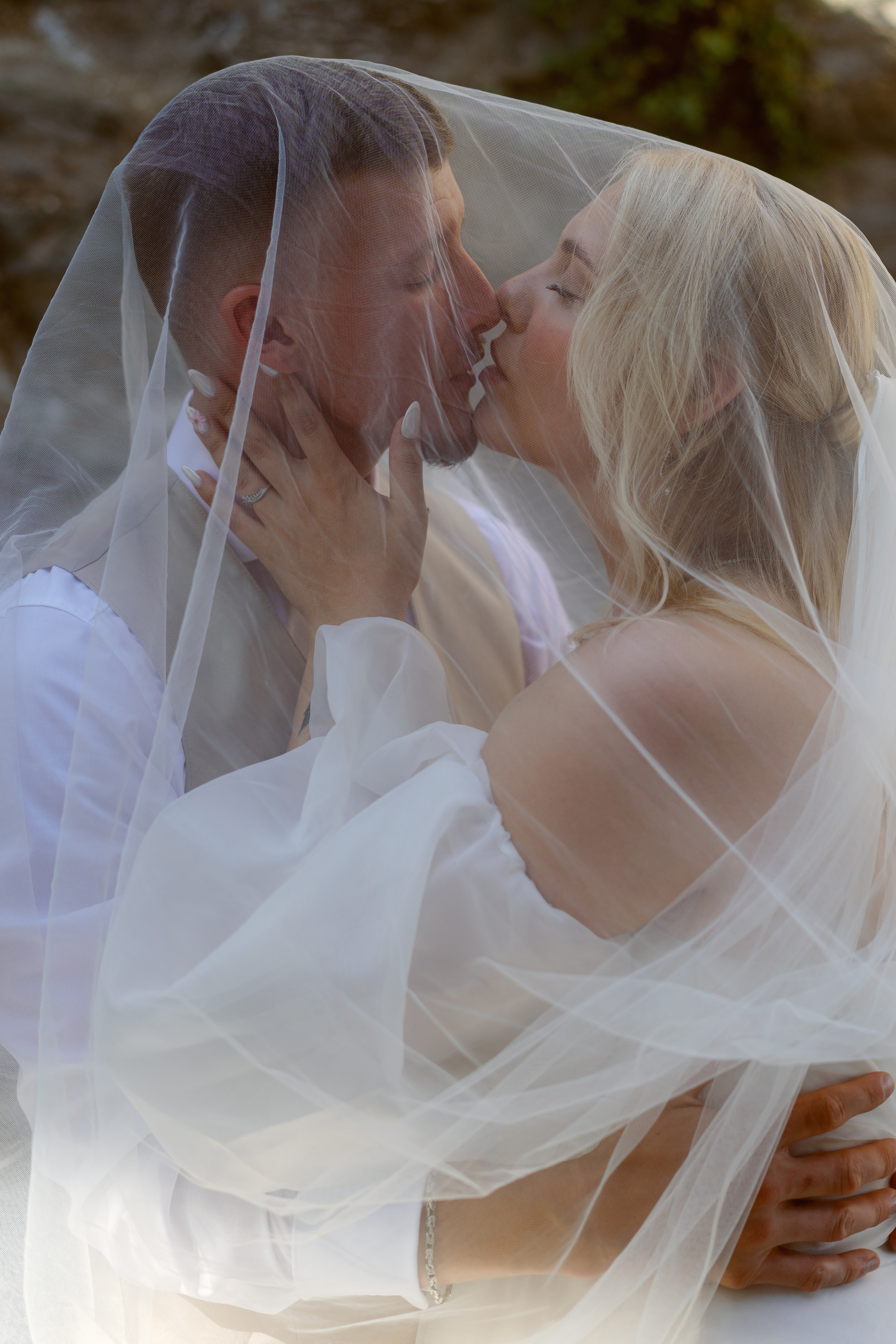 WEDDING PRICE. WEDDING PHOTOGRAPHER IN EUROPE RESHAD MILLER