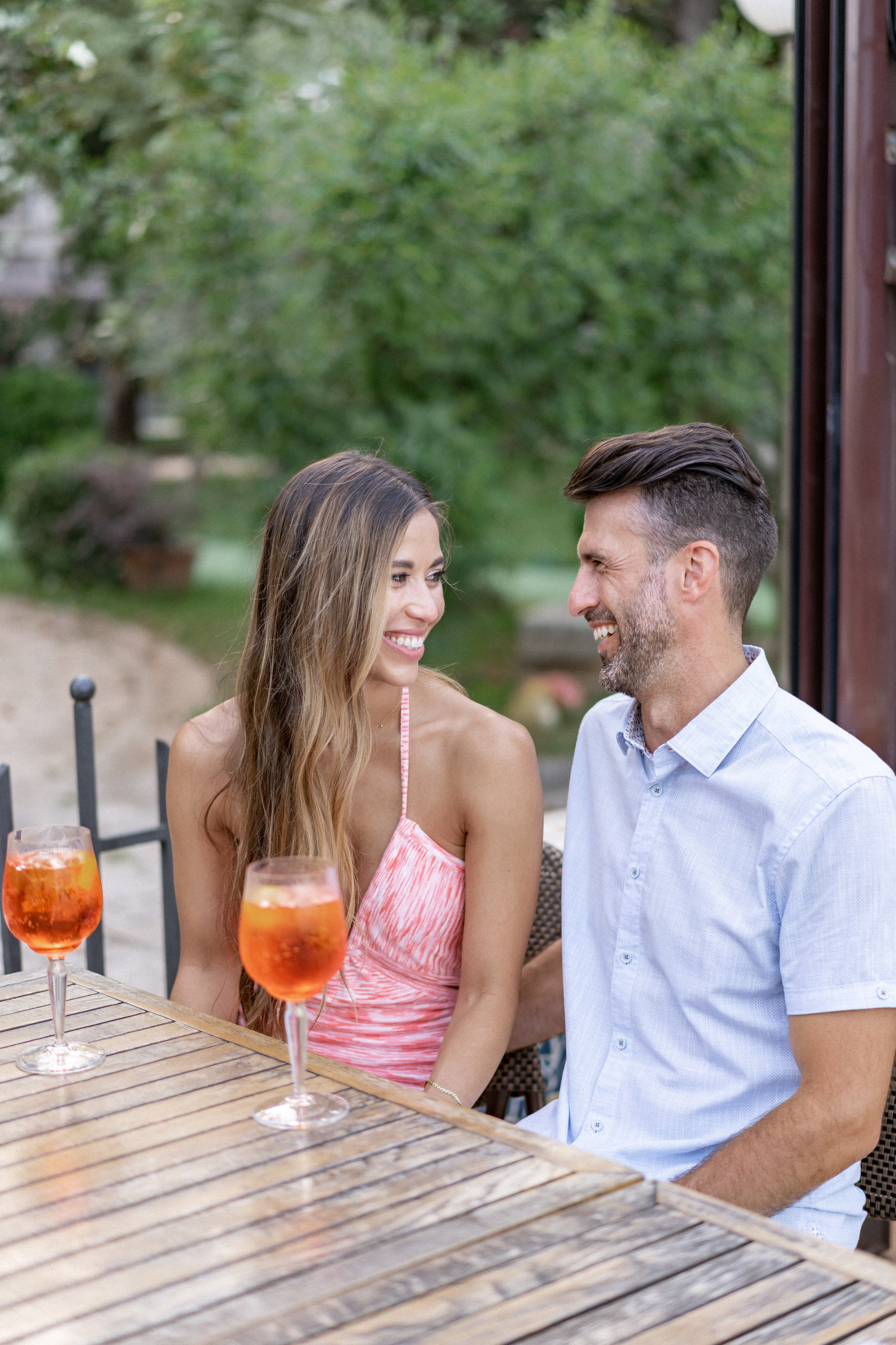 Photographer in Budva: couple, family & wedding shoots