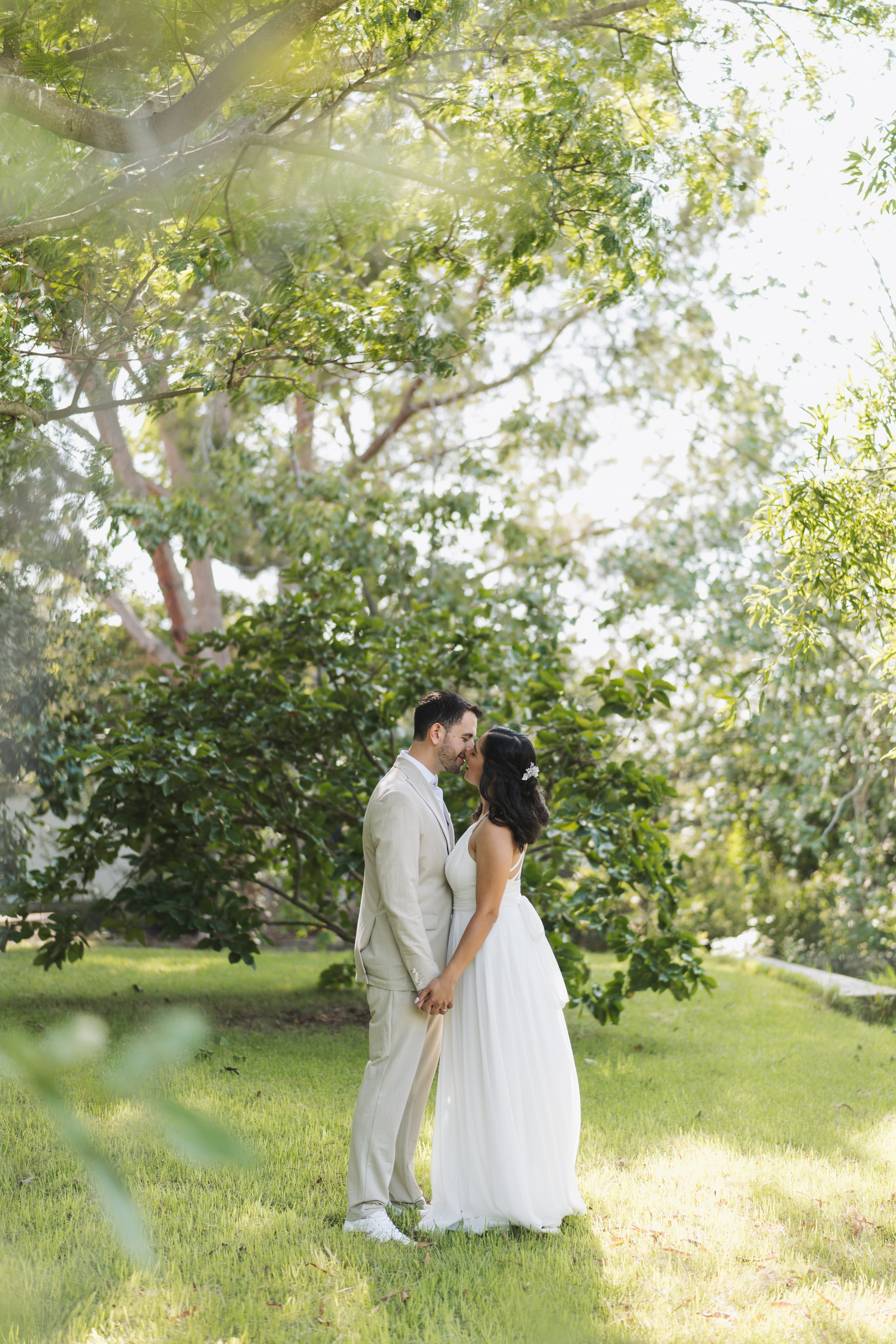 Weddings. Noam Paradise Photographer