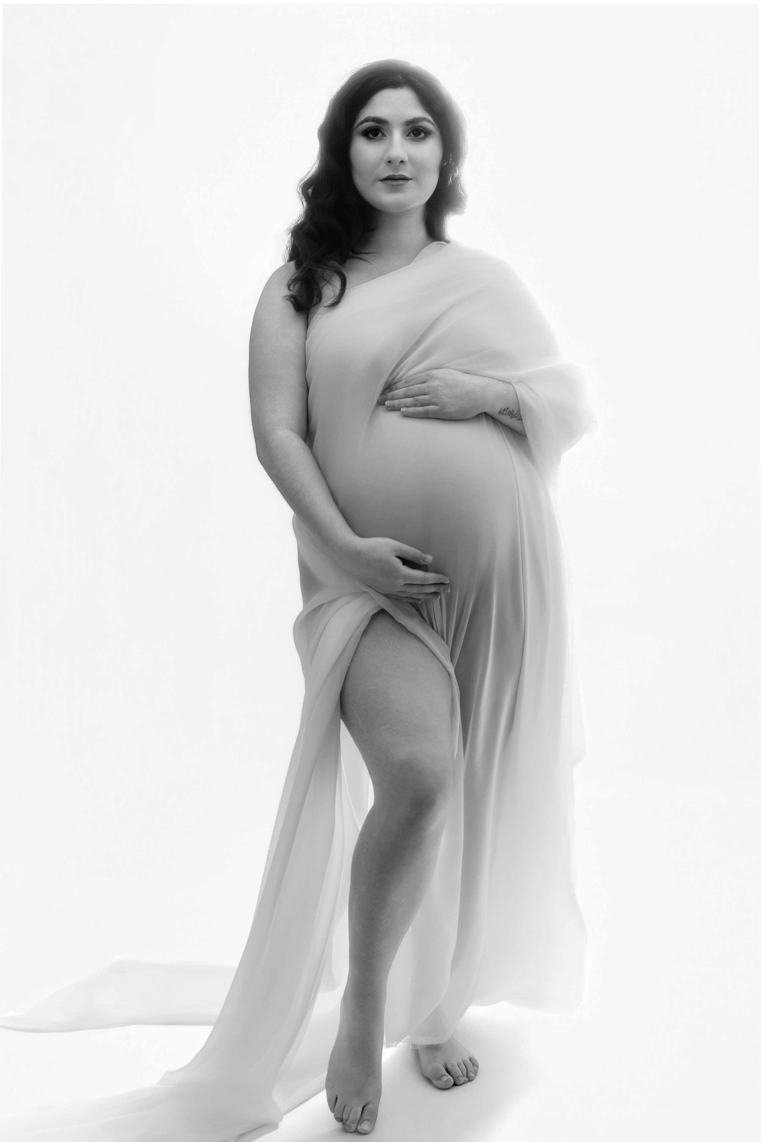Editorial Maternity Photographer in Hartford, Connecticut · Deschain Photography