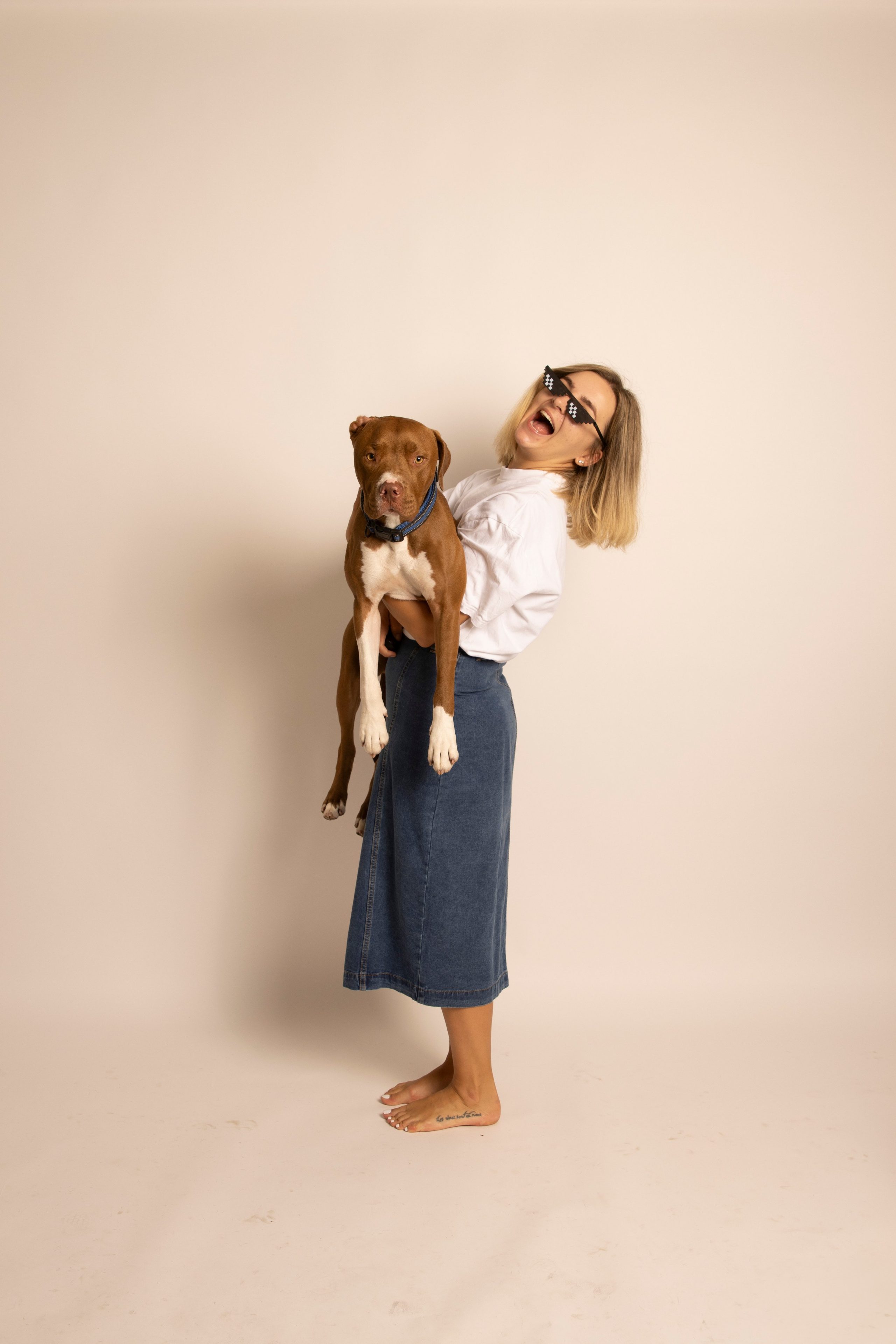 Белый фон. SHOOT IT YOURSELF — SELF PORTRAIT STUDIO IN CHICAGO