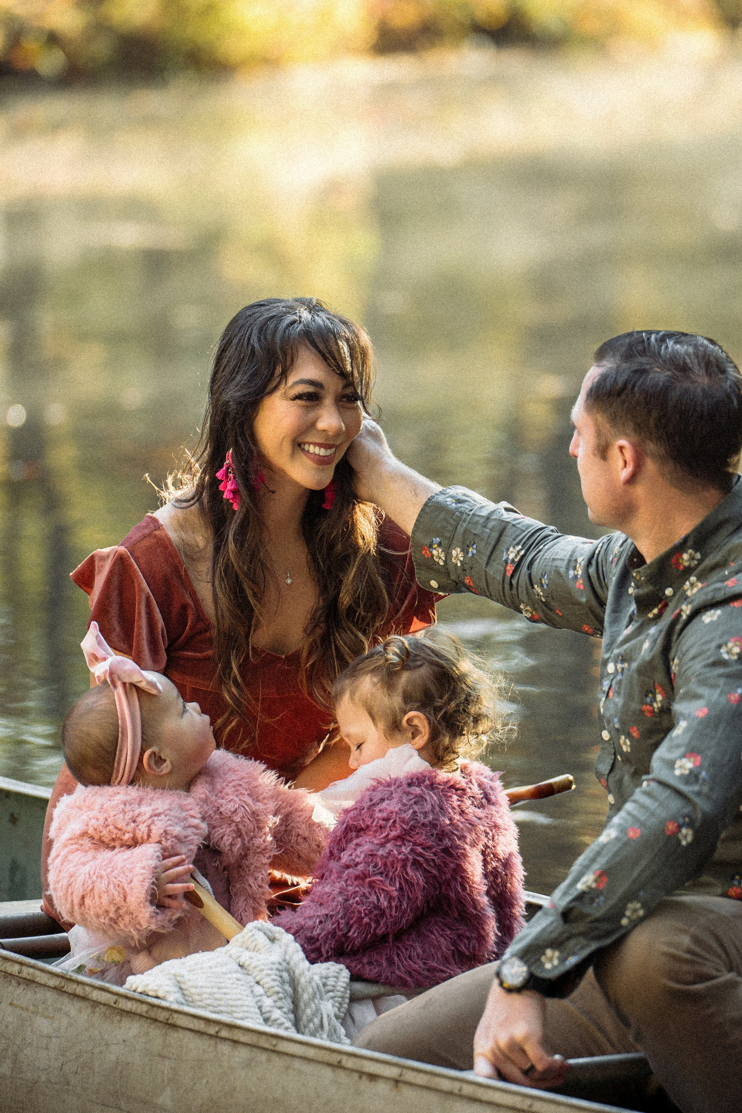 What to Wear for Your Family Photoshoot: Complete Style Guide. Alisa Tant — Family & Newborn Photographer in Bucks County, Pennsylvania