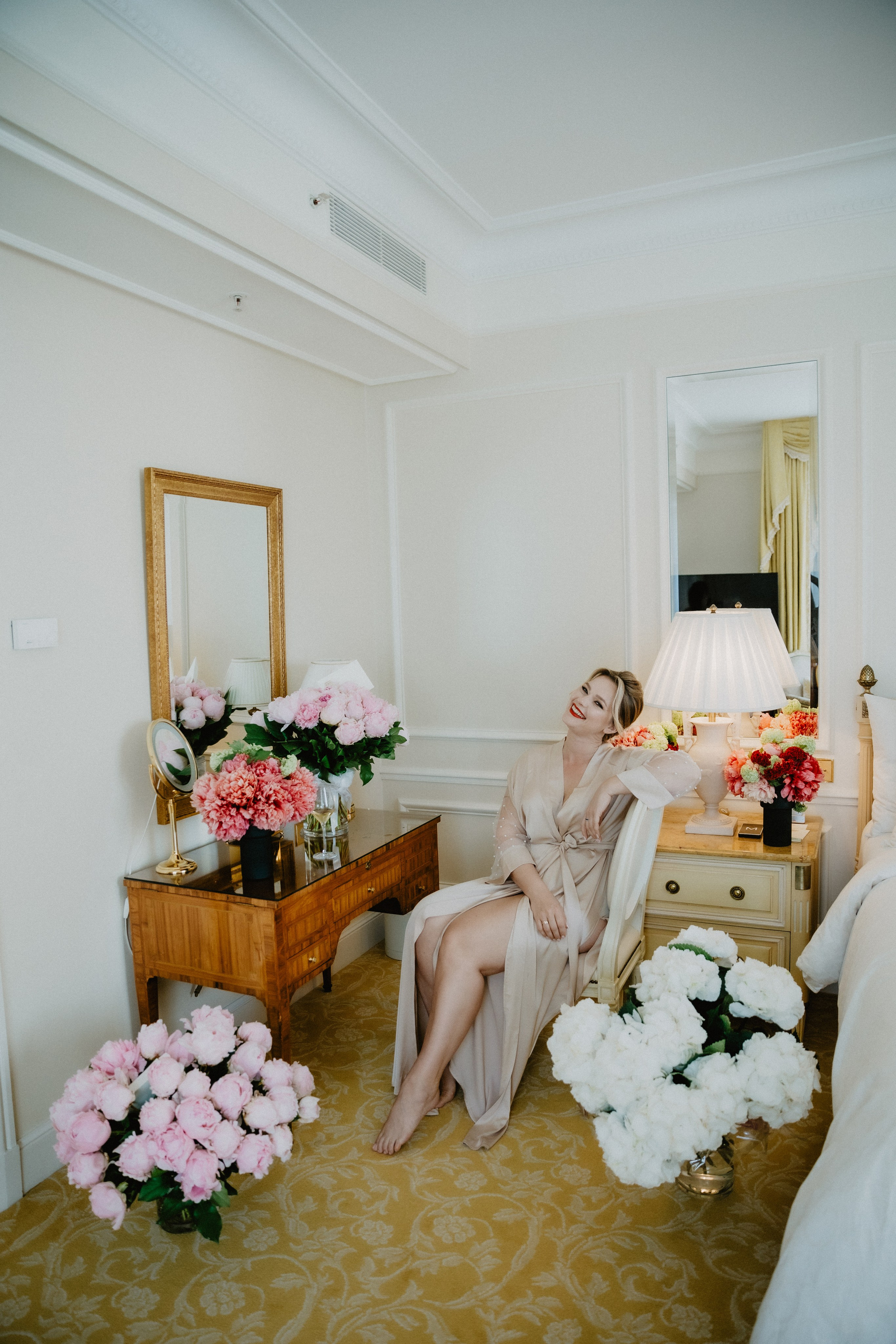 Four Seasons George V Wedding Paris | Luxury Wedding Photographer. Paris Wedding Photographer