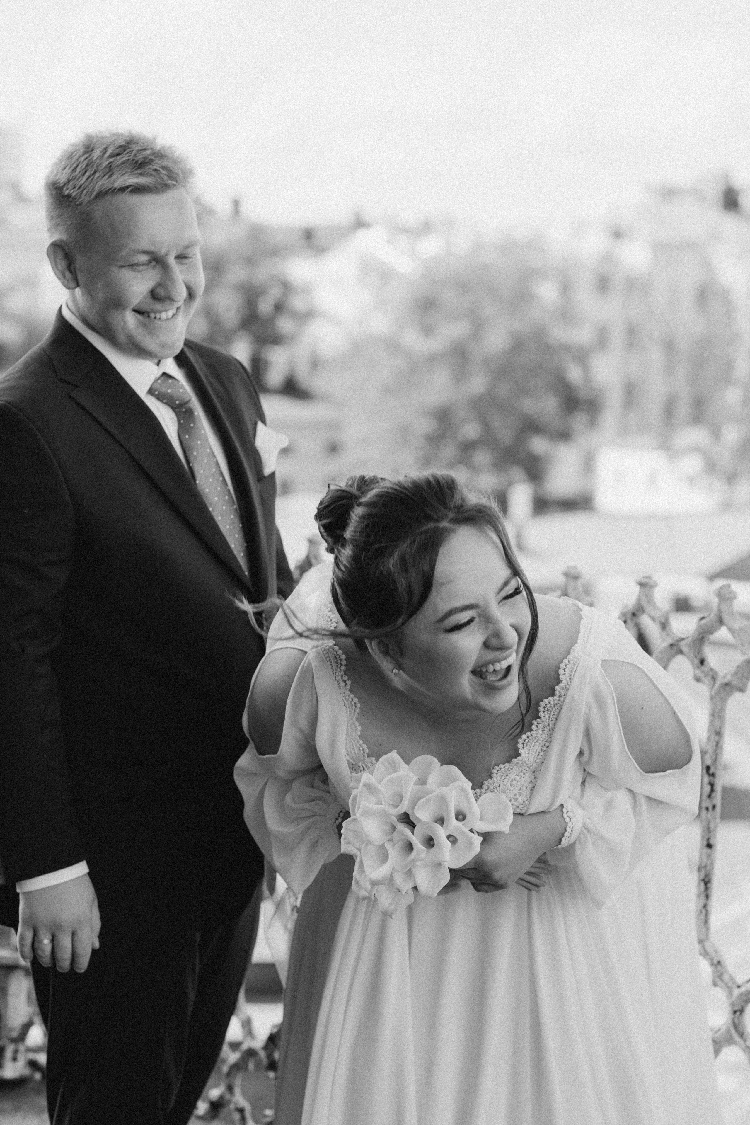 Hääkuvaus. Valokuvausta Helsingissä, Uudella Maalla ja muualla Suomessa. Olen valokuvaaja, joka kuvaa hääkuvia ja tapahtumia