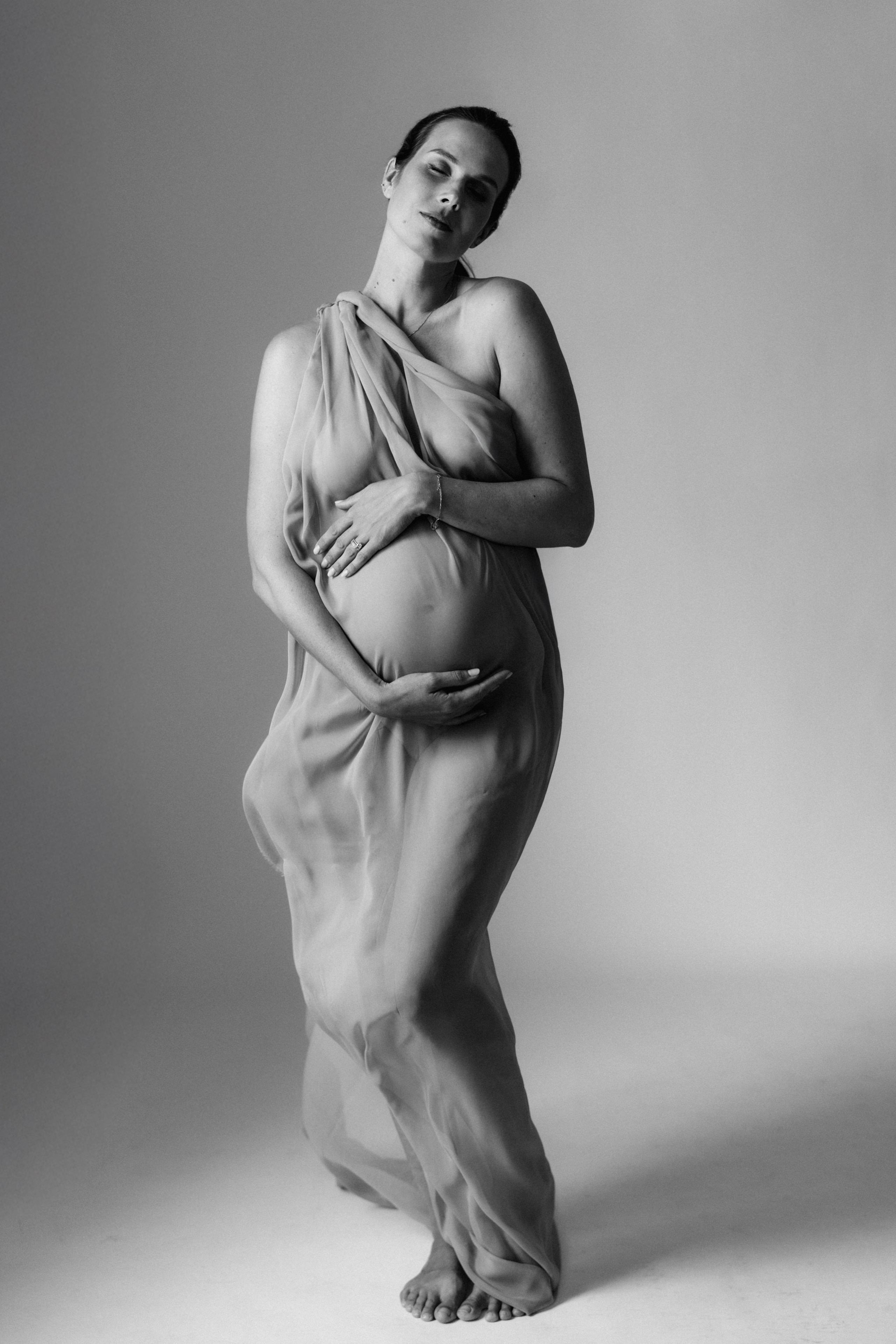 Studio Wardrobe. Modern maternity photographer in Long Island New York