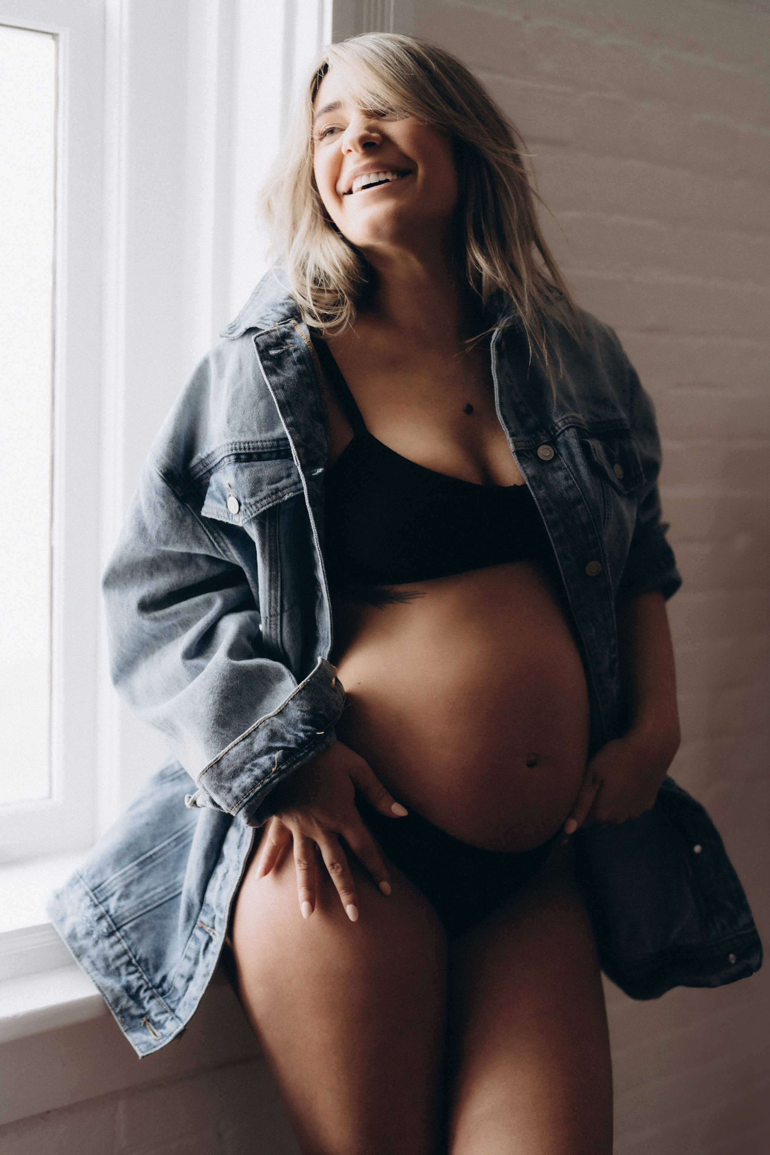 Studio Wardrobe. Modern maternity photographer in Long Island New York