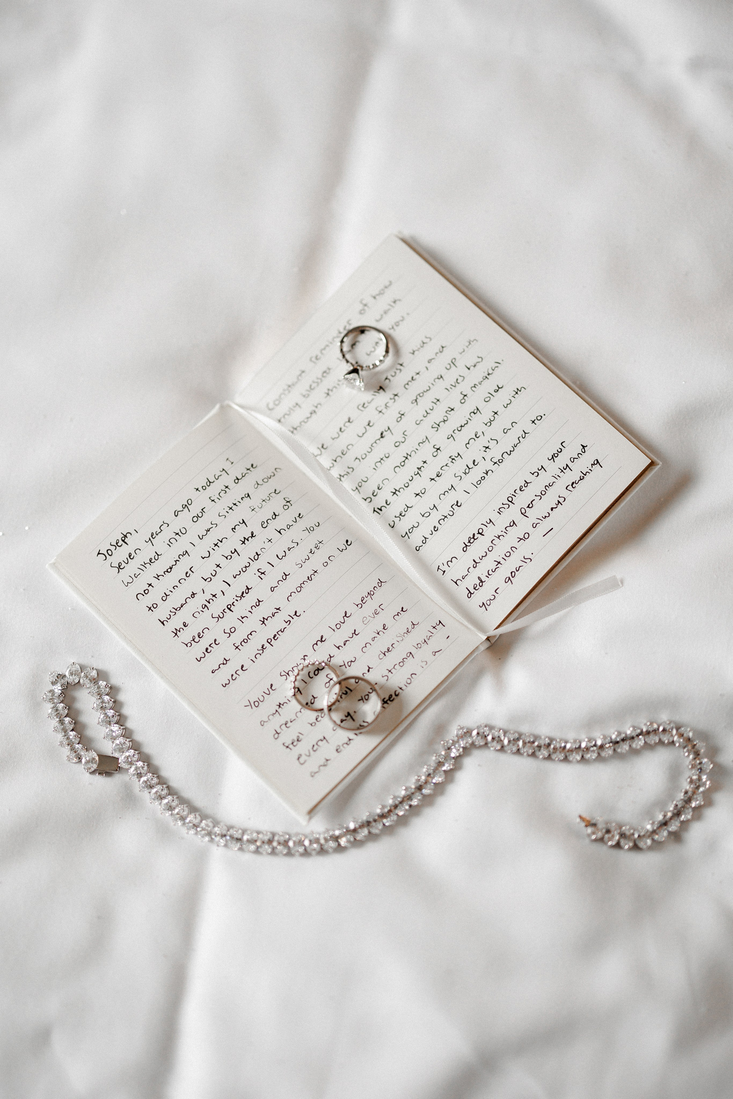 A Rainy September Wedding at Lake Como. Wedding and Family Photographer Switzerland and Italy. Valeria Diaz