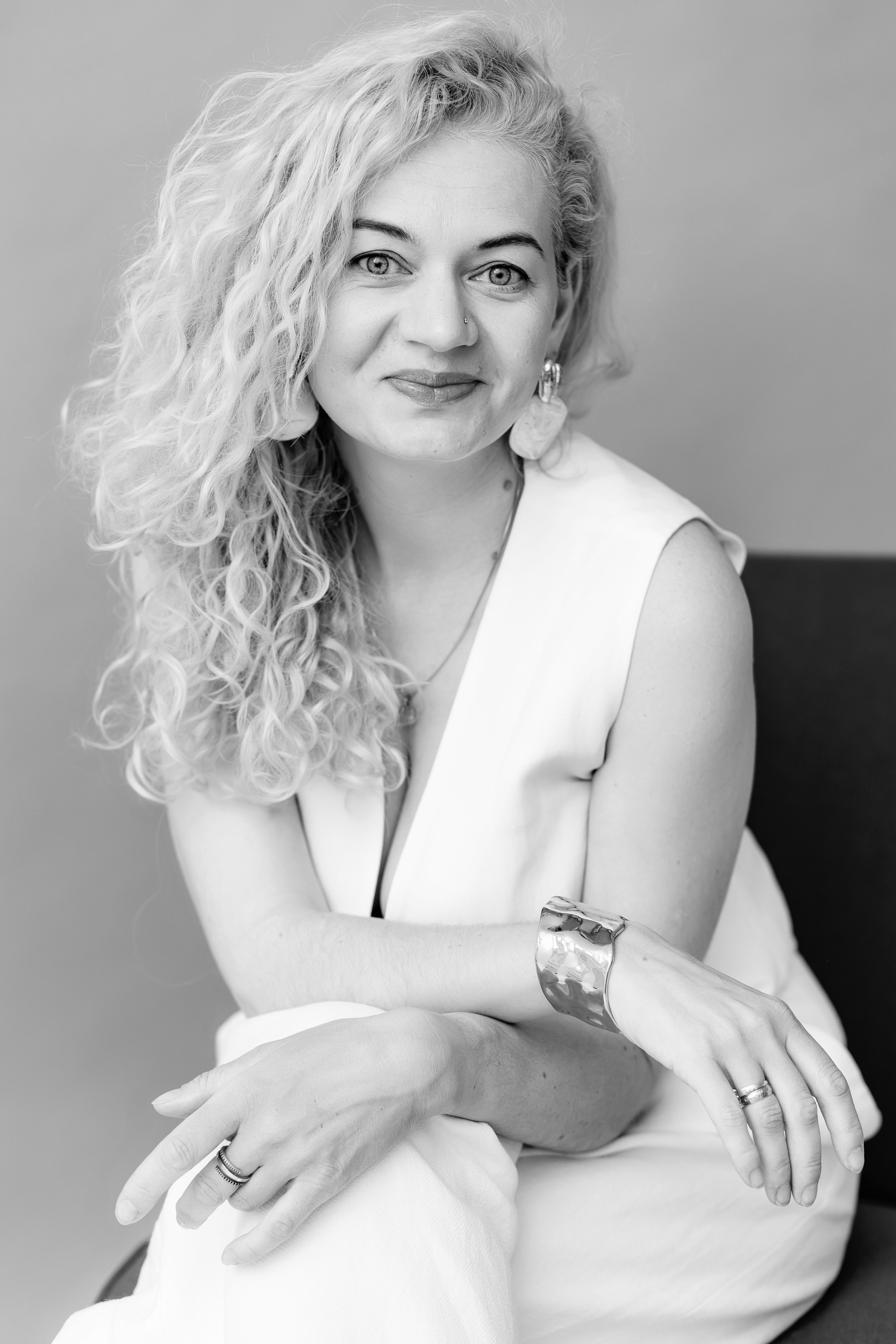 Termin vereinbaren für Fotoshooting in Berlin. Hochzeitsfotografie in Berlin Nataliia Schütze