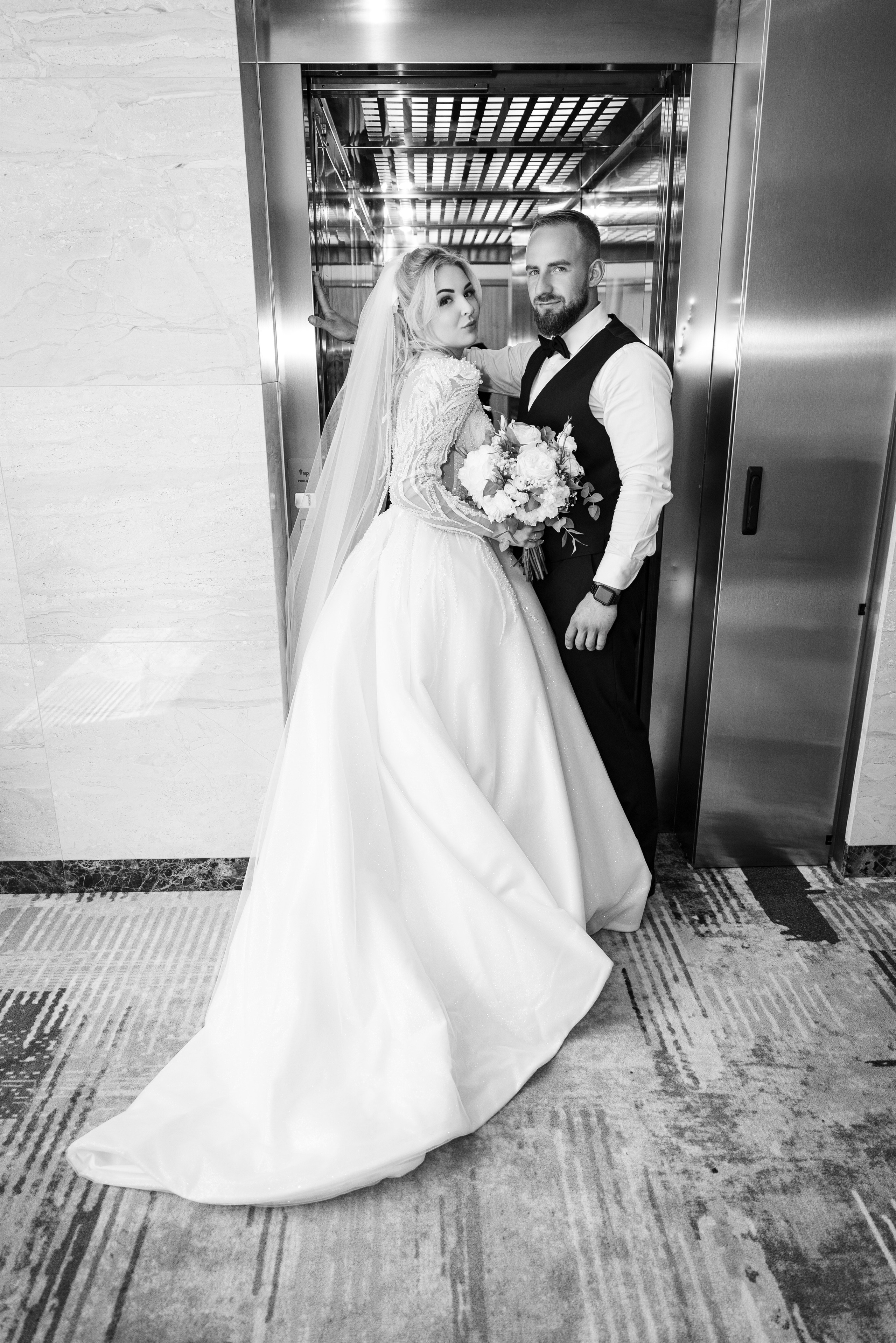 Miejsca na wesele w Polsce, w których fotografowaliśmy. SL Wedding Photo — Editorial, Elegant & Timeless Wedding Photography in Poland and Across Europe