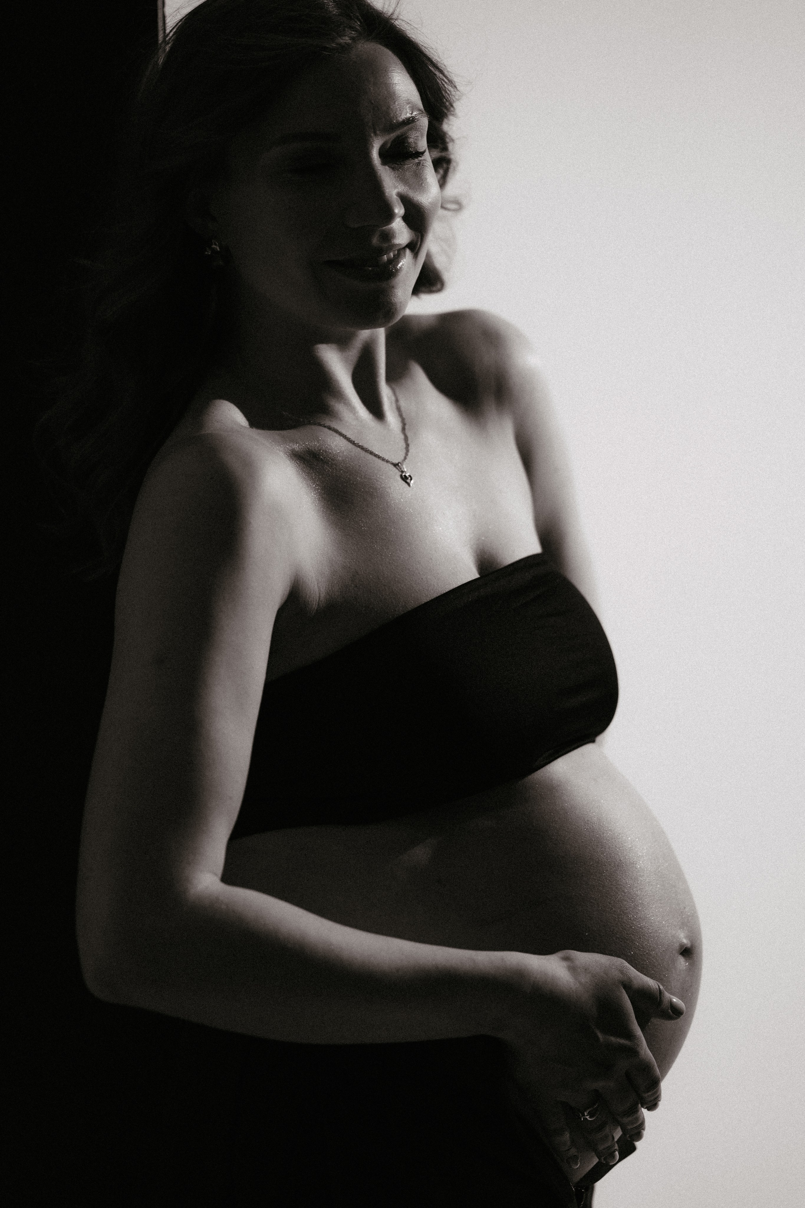 Grūtnieču fotosesija. Sieviešu fotogrāfe Nadja Kraukle