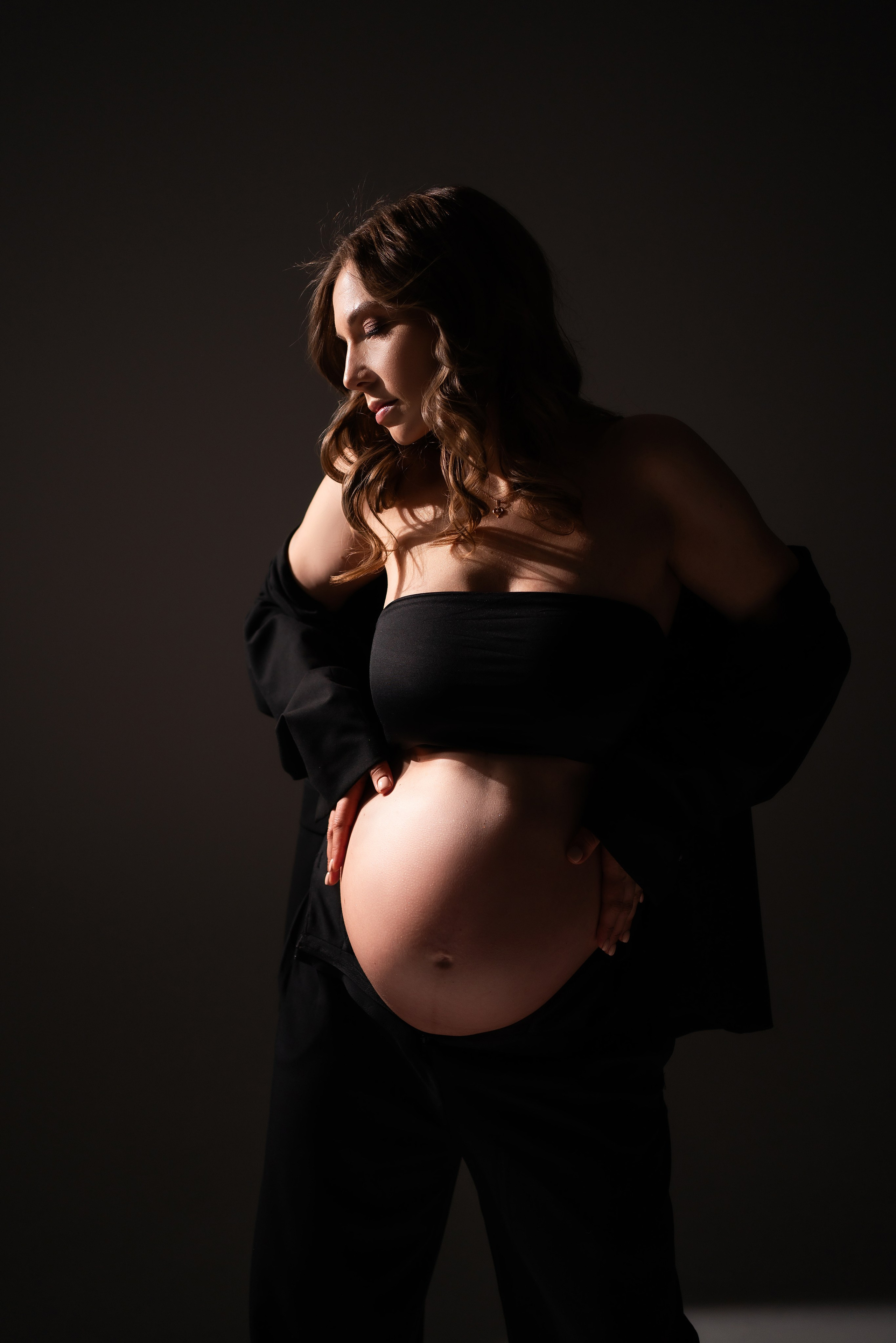 Grūtnieču fotosesija. Sieviešu fotogrāfe Nadja Kraukle