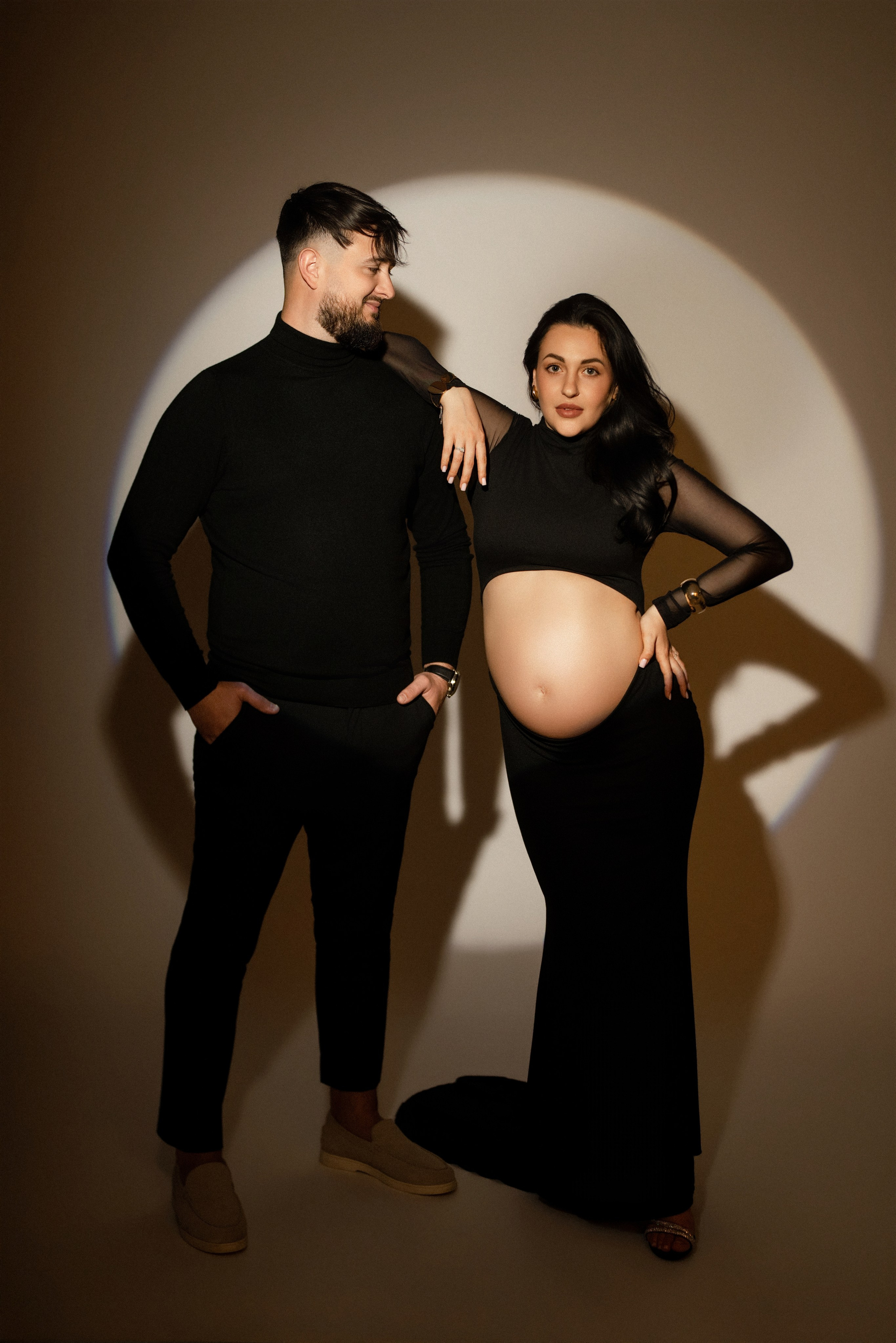 Photographe grossesse Paris, Pregnancy photographer Paris. Photographer in Paris