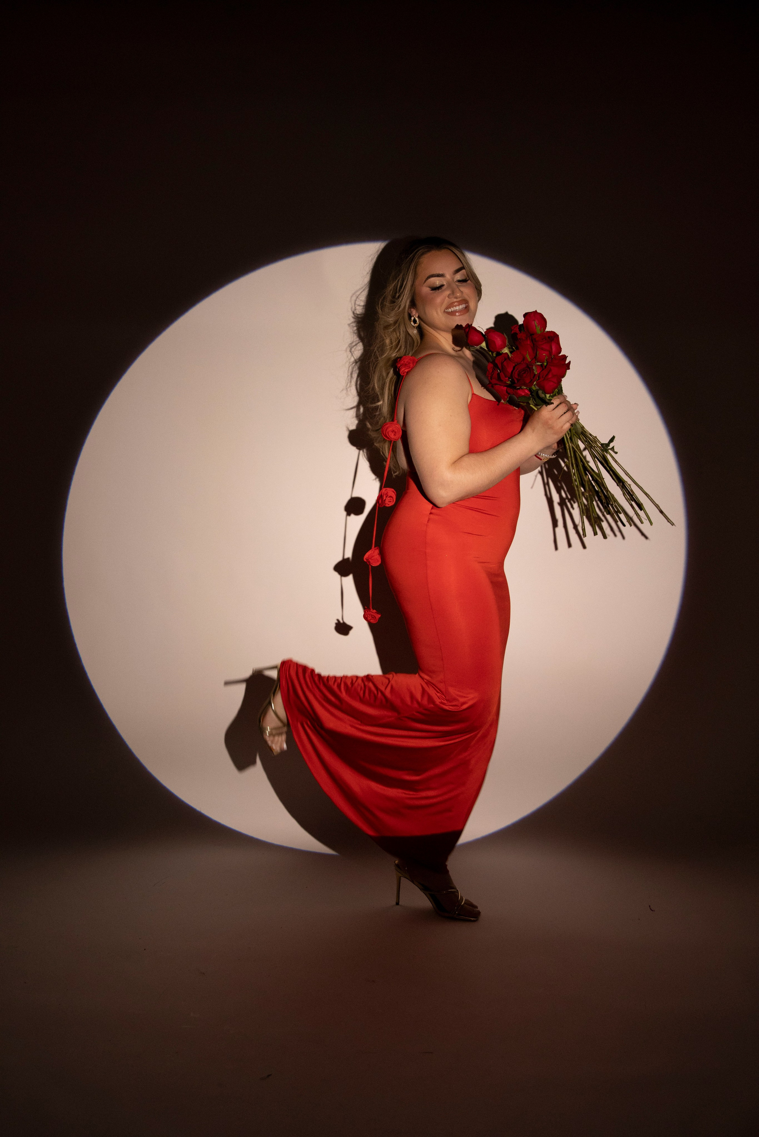 Spotlight. SHOOT IT YOURSELF — SELF PORTRAIT STUDIO IN CHICAGO