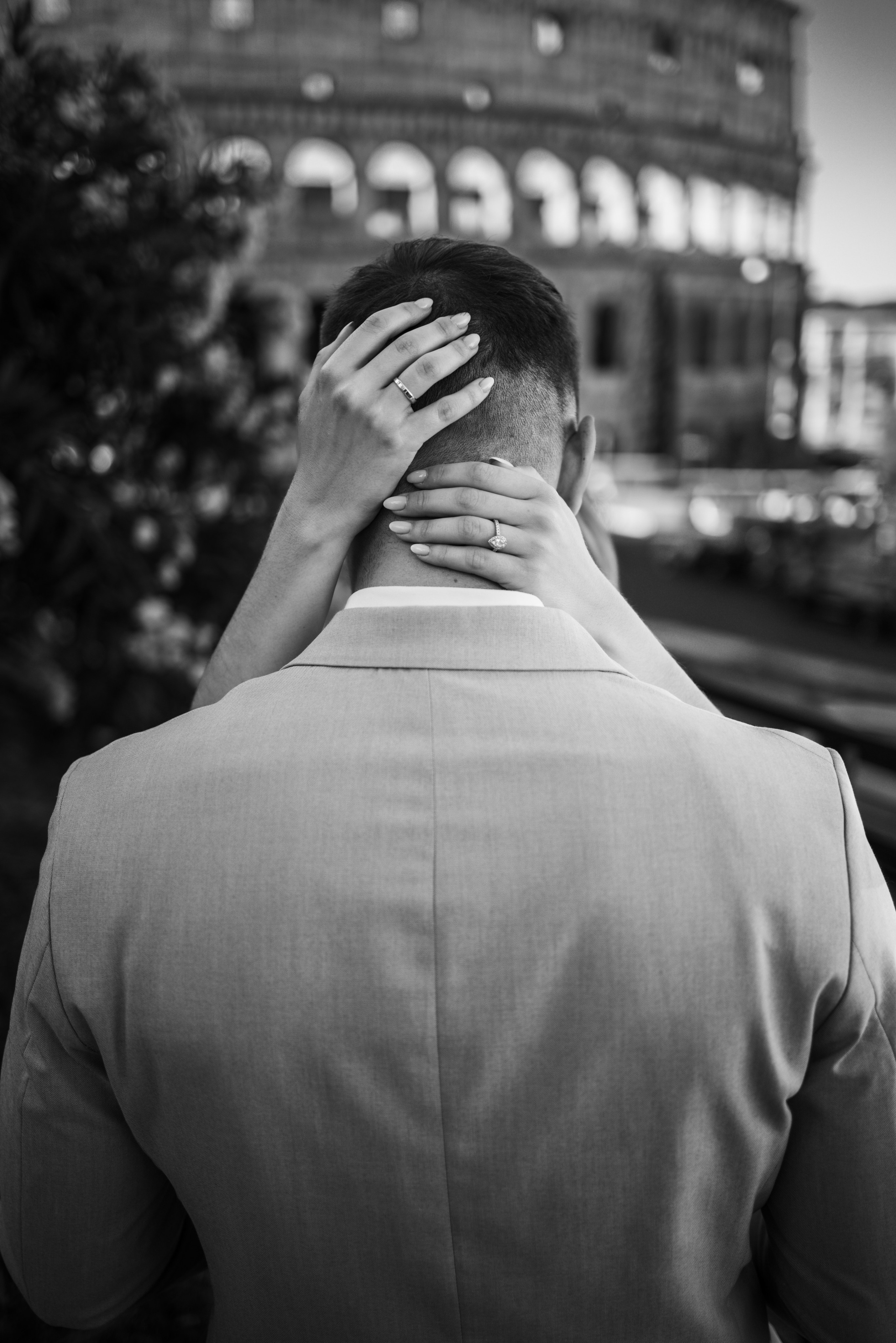 Rzym – pełen historii, ciepła i włoskiego temperamentu – stał się tłem dla wyjątkowej historii Klaudii i Michała 🤎. Fotograf Siedlce