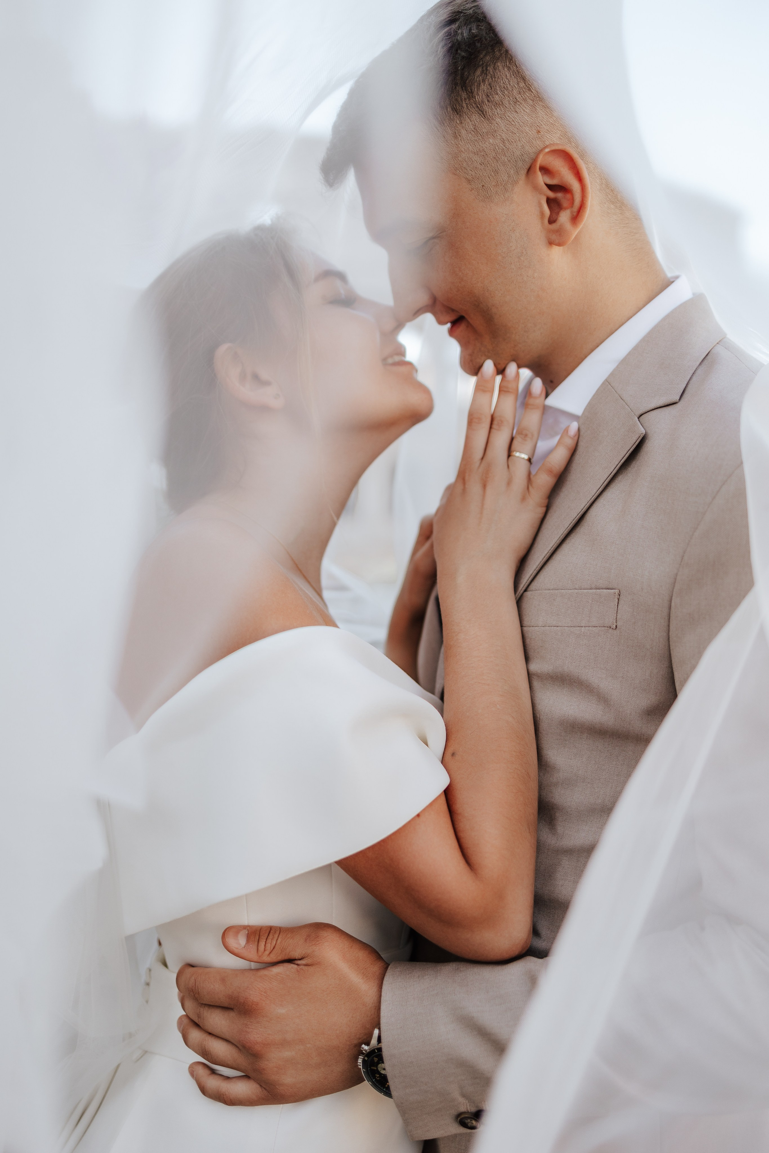 Rzym – pełen historii, ciepła i włoskiego temperamentu – stał się tłem dla wyjątkowej historii Klaudii i Michała 🤎. Fotograf Siedlce