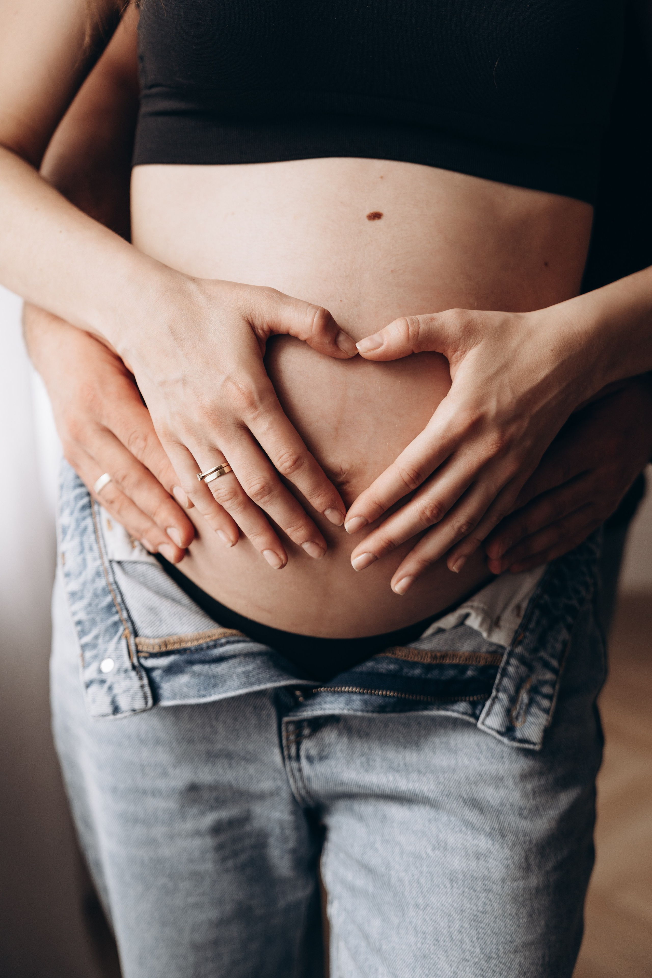 brzuszkowa sesja studyjna Wrocław