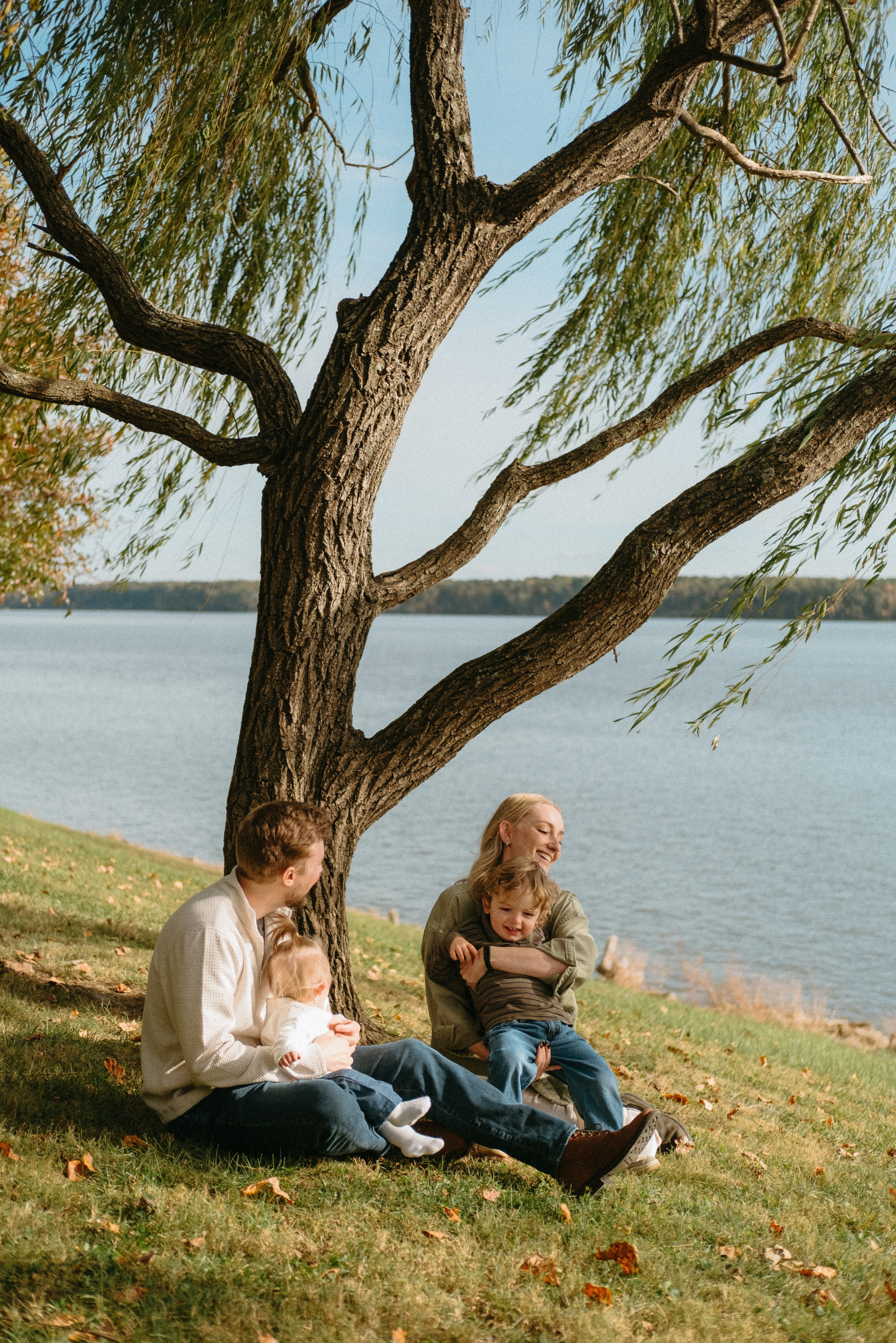 Best Photo Session Locations in Richmond, VA: My Top Picks. Family Photographer Anna Dobrovolskaia | Richmond, VA