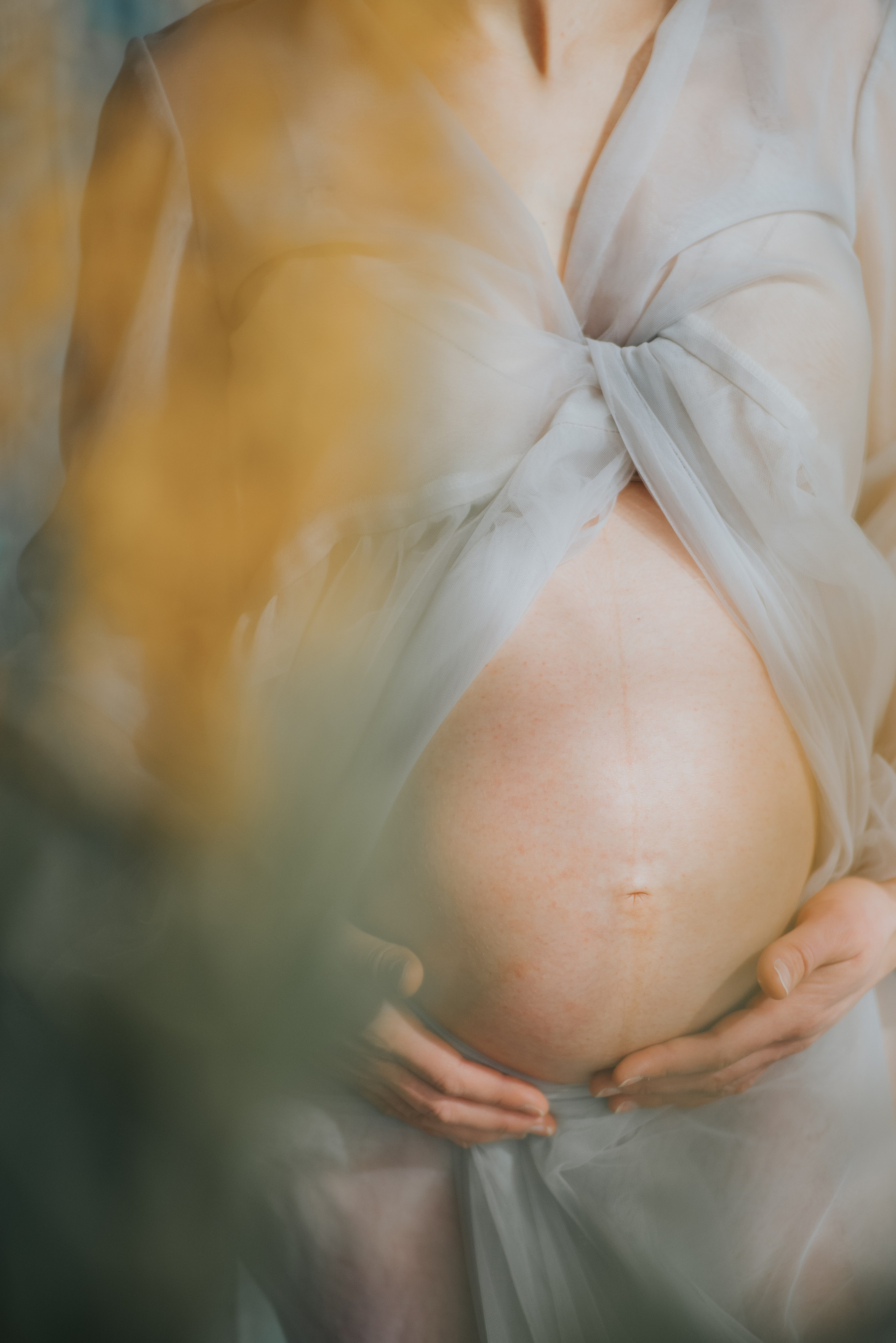 When Should You Book Your Maternity Session?. Mimosa Studios — Motherhood, Portrait & Family Photographer in Montreal