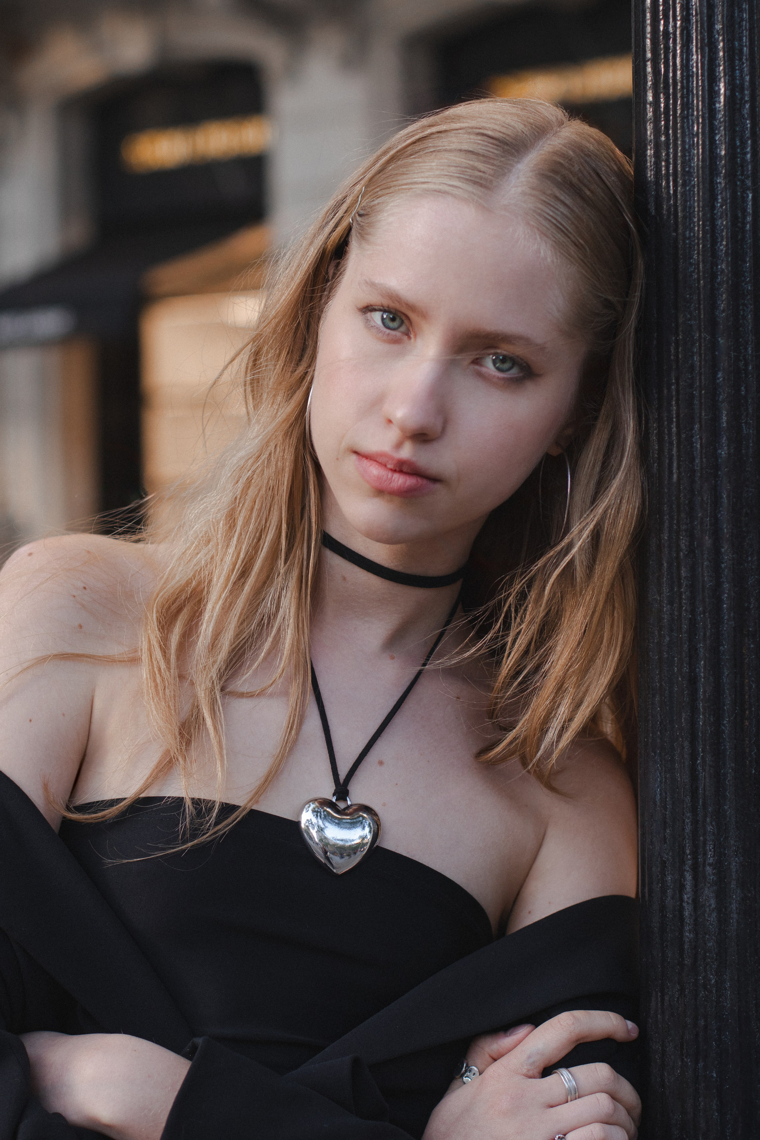 Headshot photoshoot by the best photographer in Passeig de Gracia