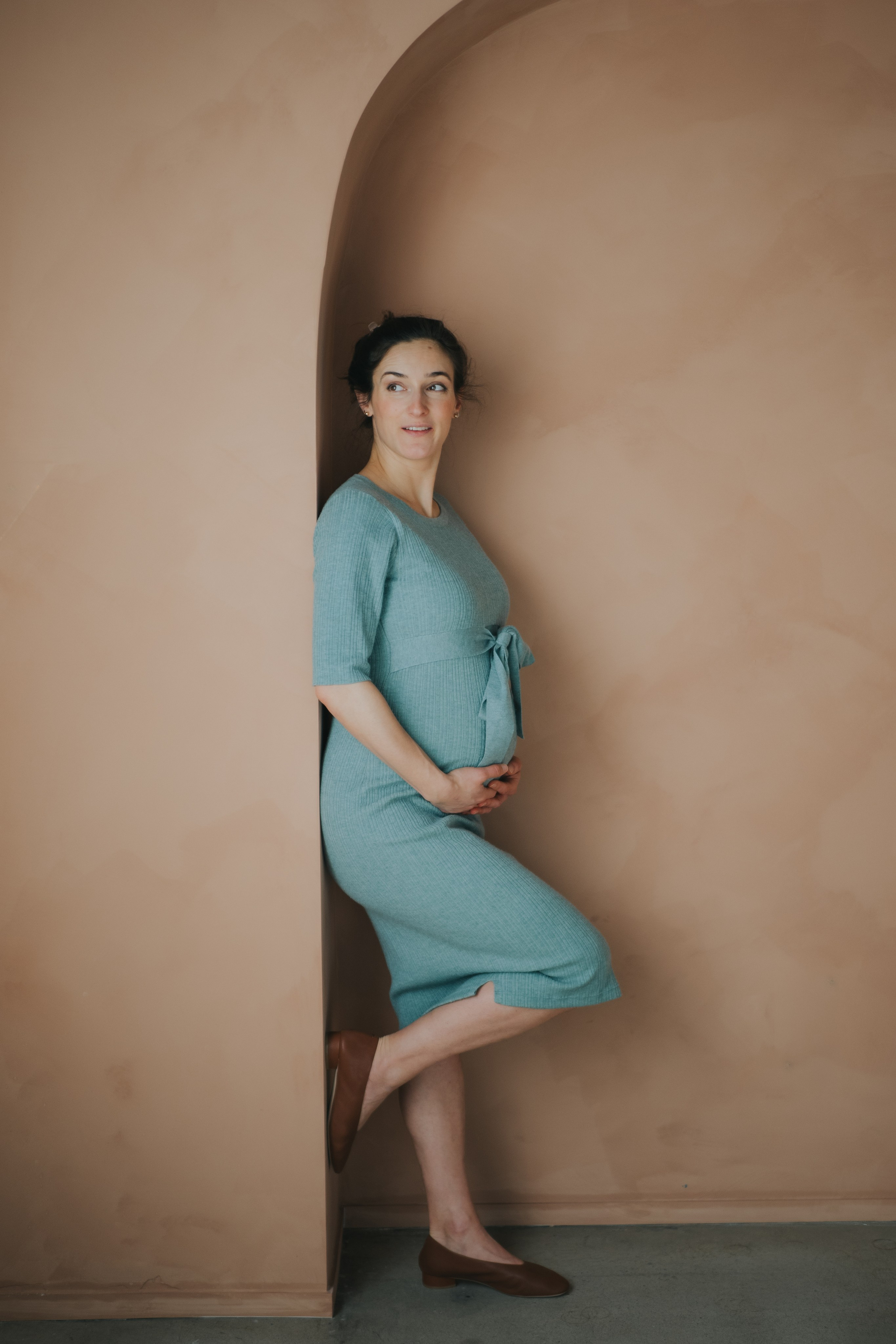 When Should You Book Your Maternity Session?. Mimosa Studios — Motherhood, Portrait & Family Photographer in Montreal