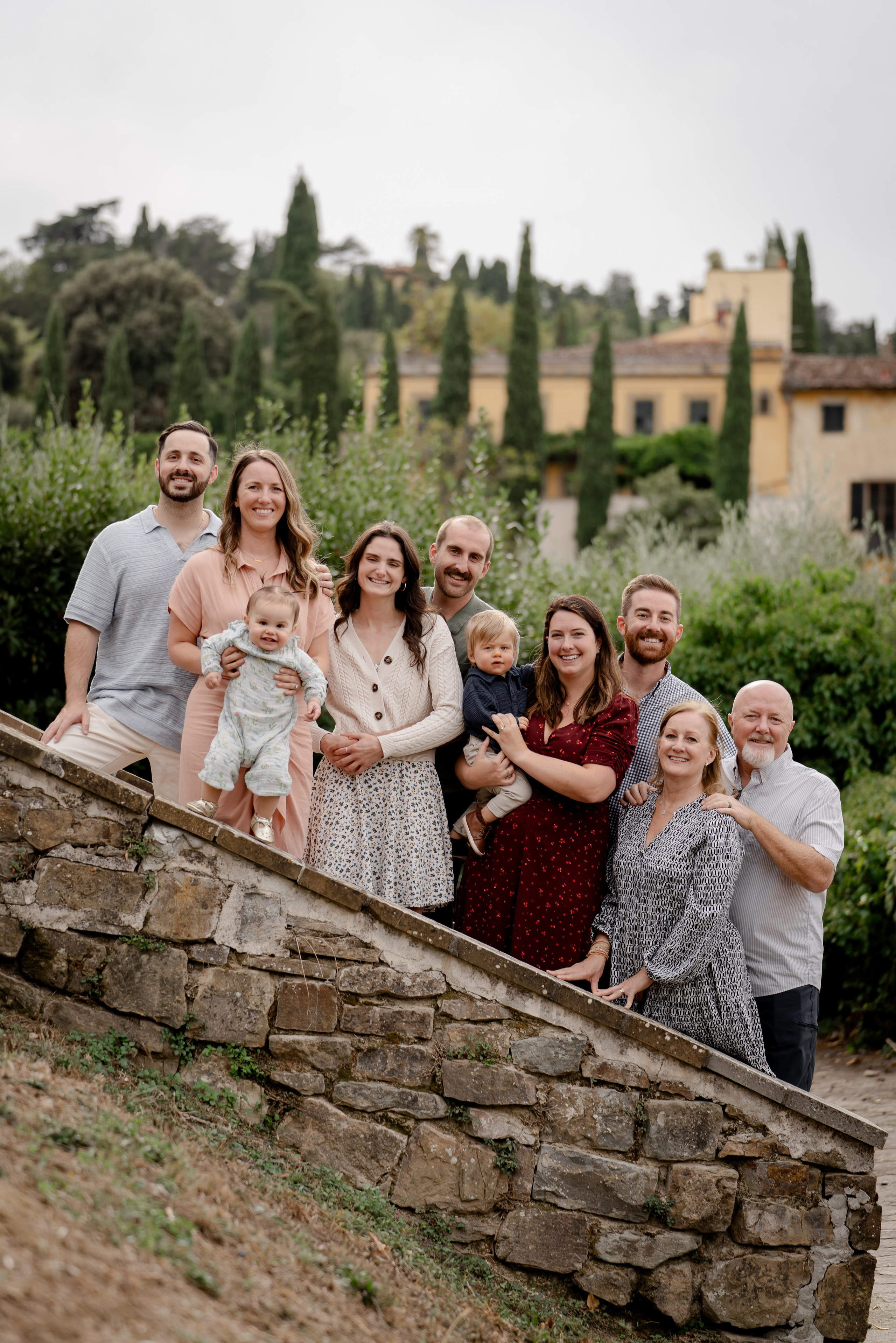 Family Photoshoot. Wedding Photographer in Italy