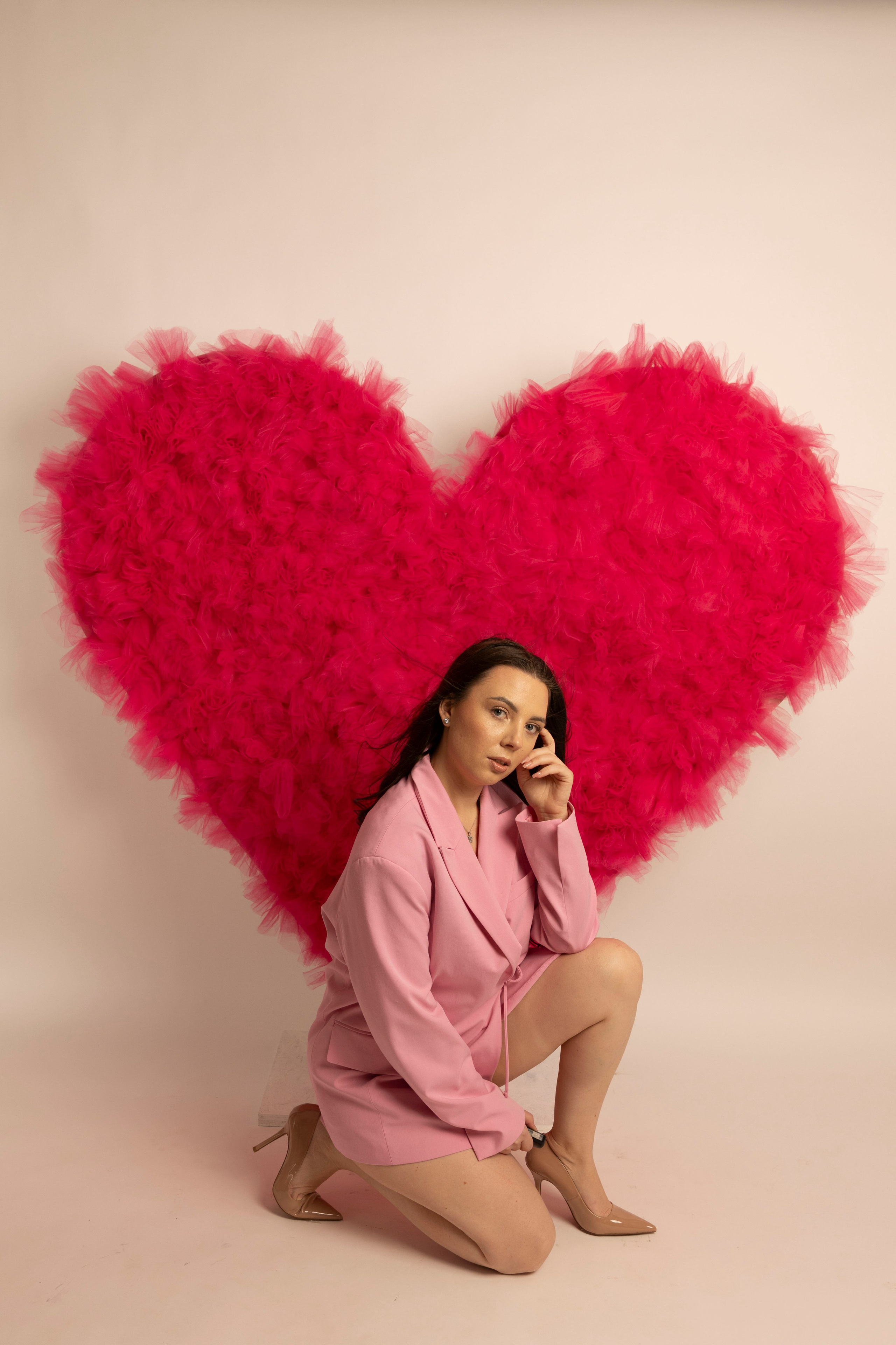 BACKGROUND COLORS. SHOOT IT YOURSELF — SELF PORTRAIT STUDIO IN CHICAGO