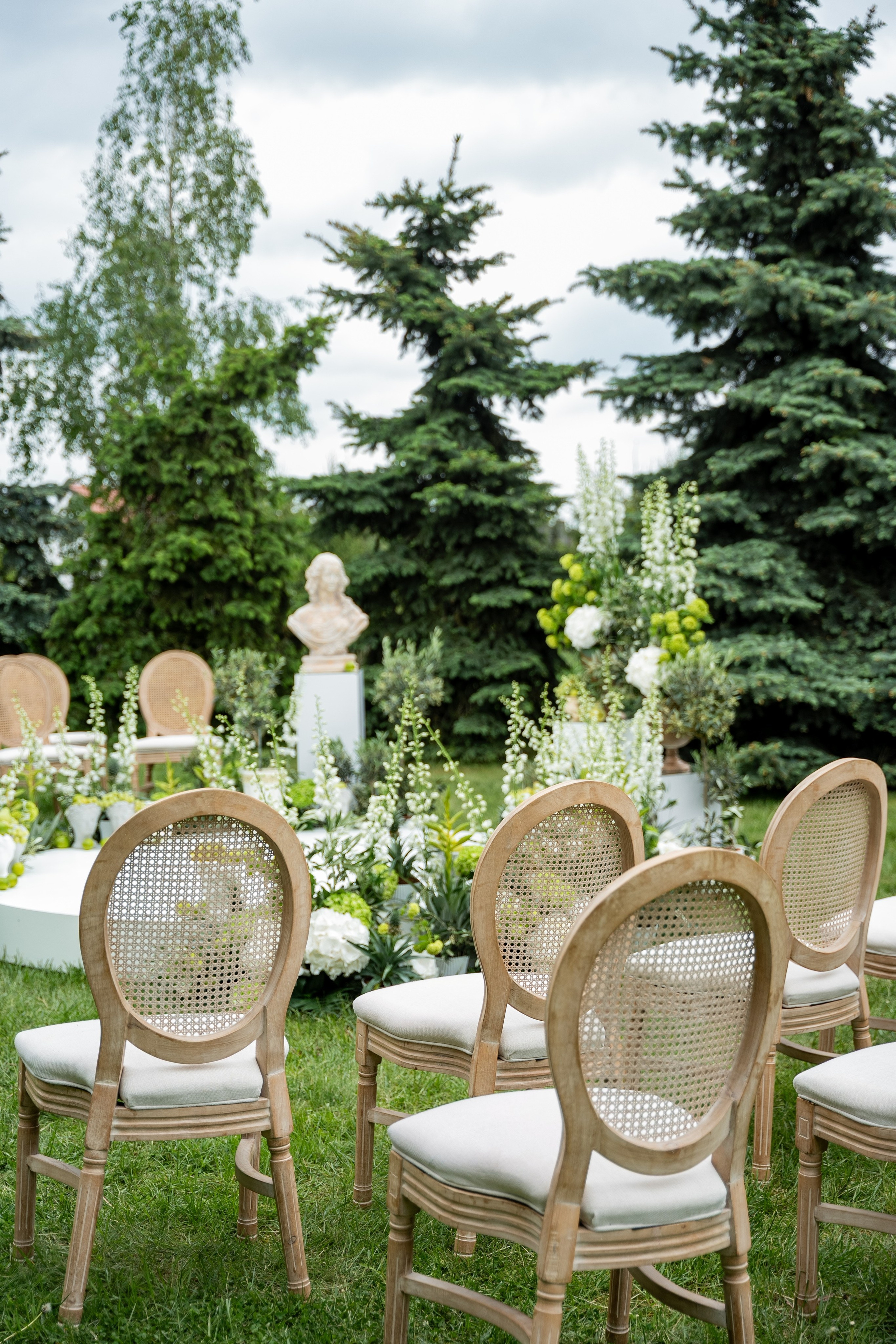 Profesjonalny zespół dwóch fotografów ślubnych w Polsce. SL Wedding Photo: ponadczasowa fotografia ślubna | Wrocław & Europa
