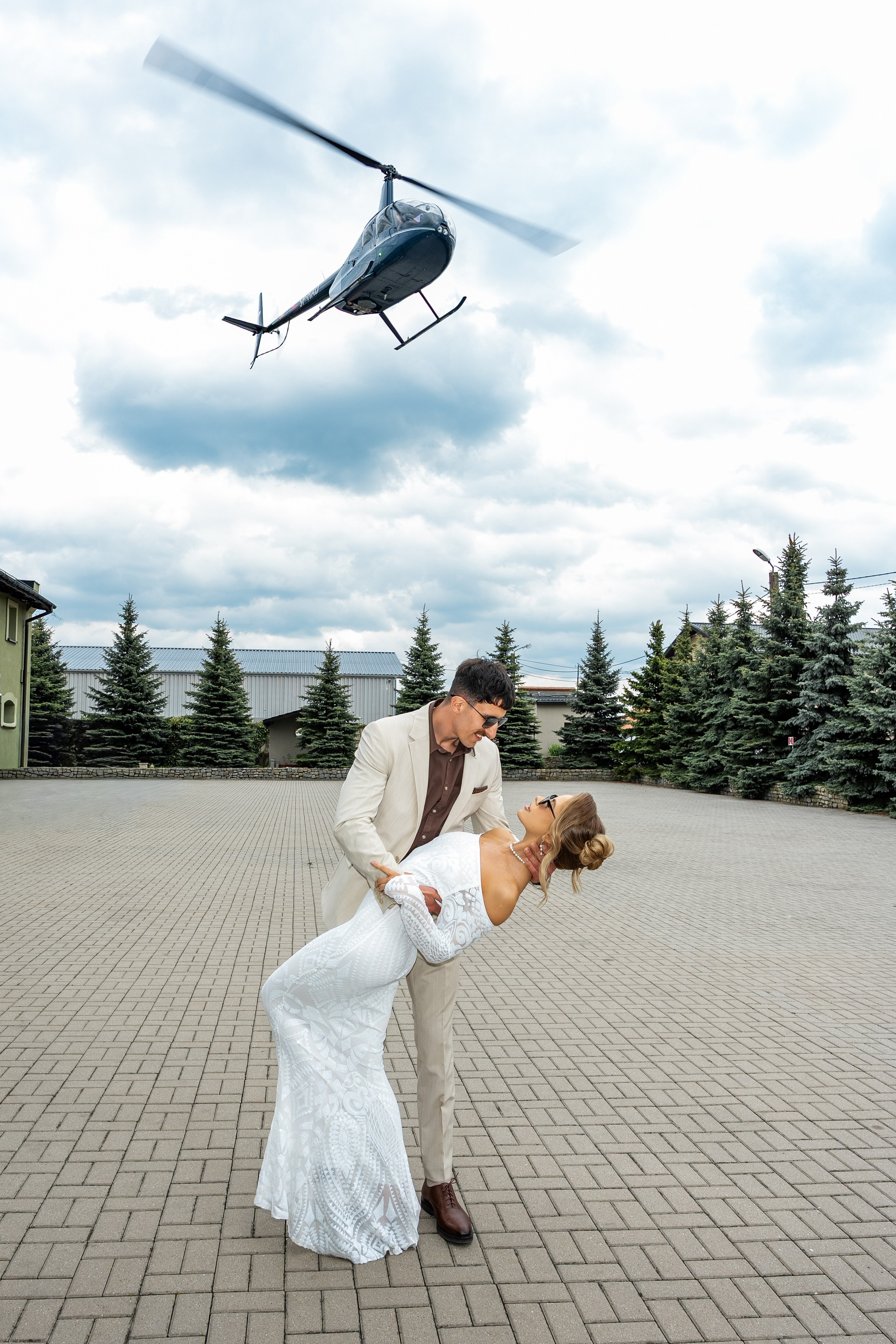 SL Wedding Photo — Editorial, Elegant & Timeless Wedding Photography in Poland and Across Europe