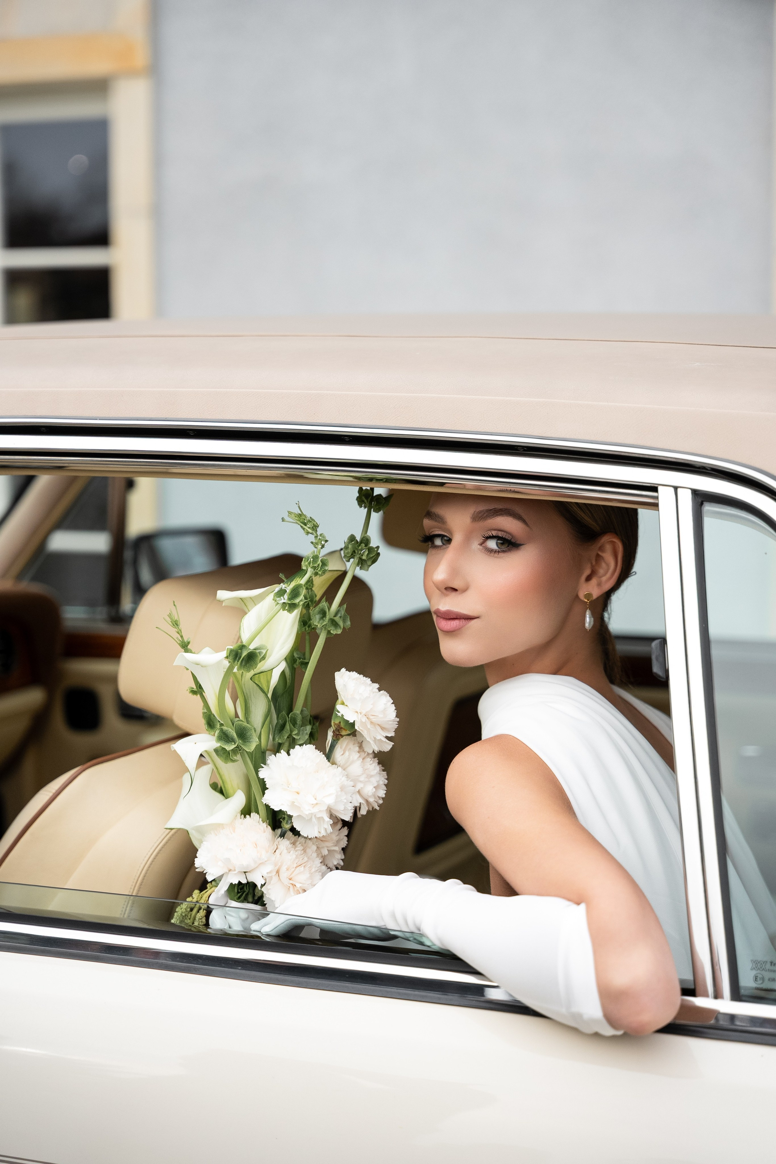 Wedding Car Photoshoot Ideas: Examples in Europe