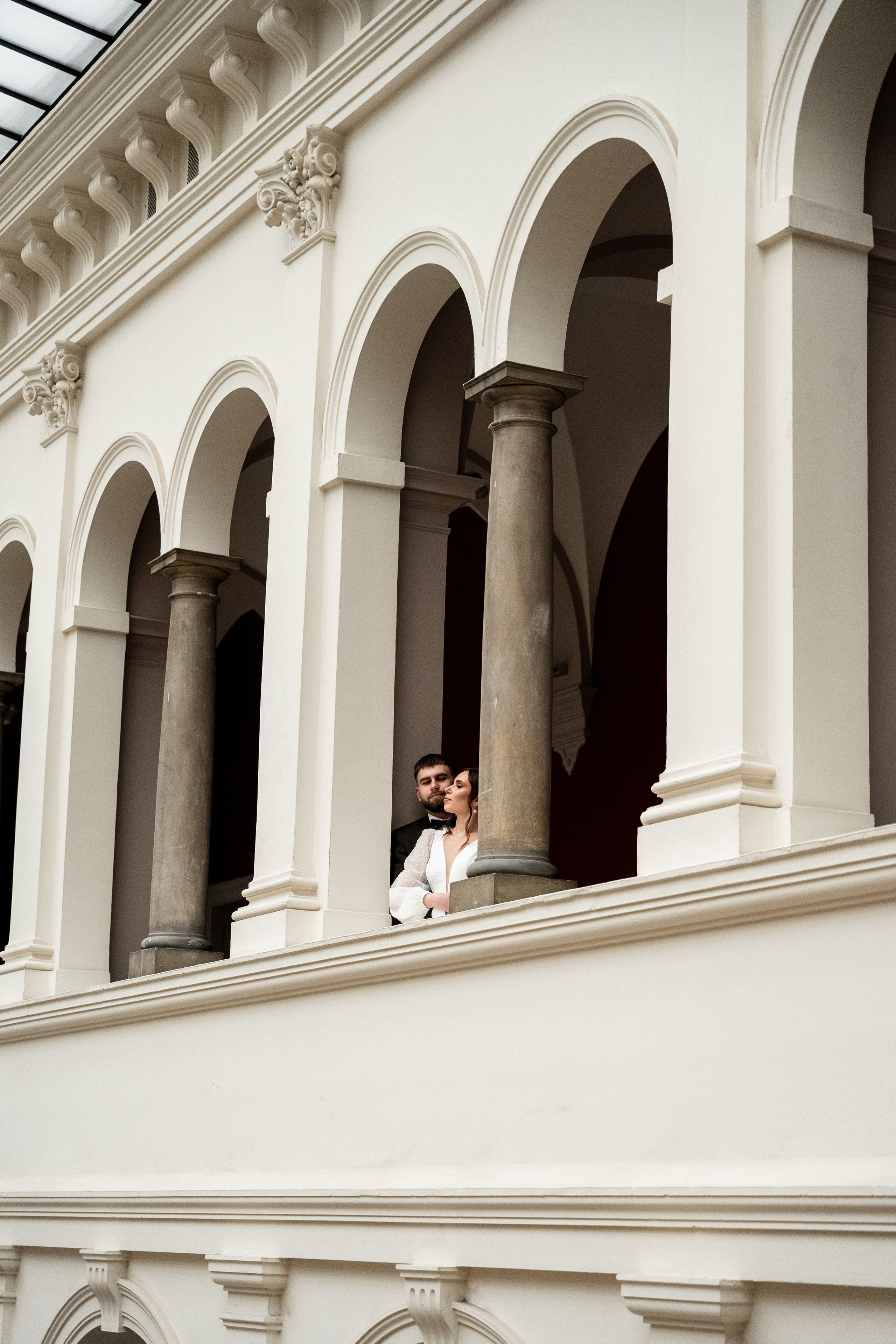 Doing a Surprise Proposal in Wroclaw: Top Locations & Tips. SL Wedding Photo — Editorial, Elegant & Timeless Wedding Photography in Poland and Across Europe