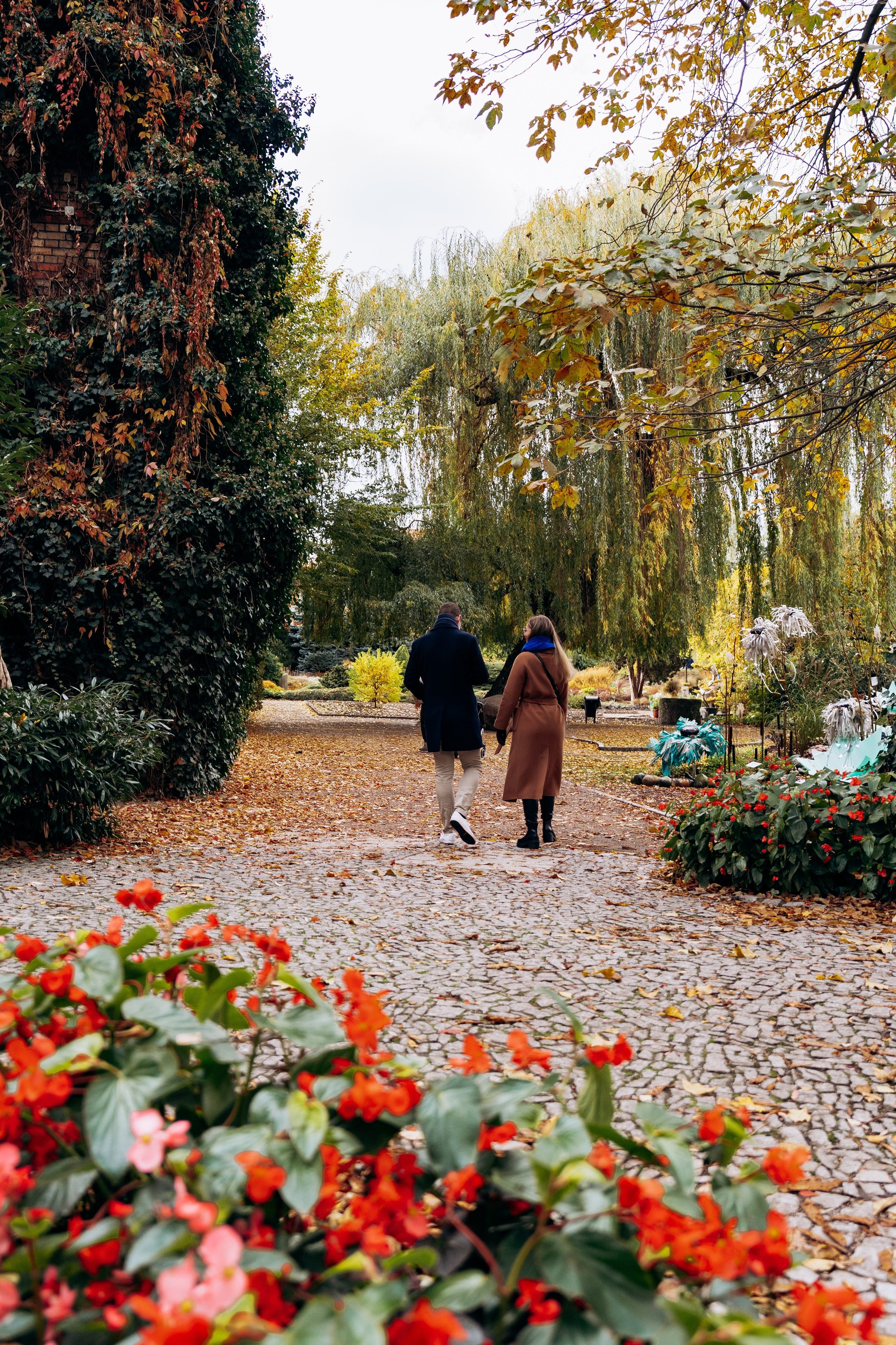 Doing a Surprise Proposal in Wroclaw: Top Locations & Tips. SL Wedding Photo — Editorial, Elegant & Timeless Wedding Photography in Poland and Across Europe