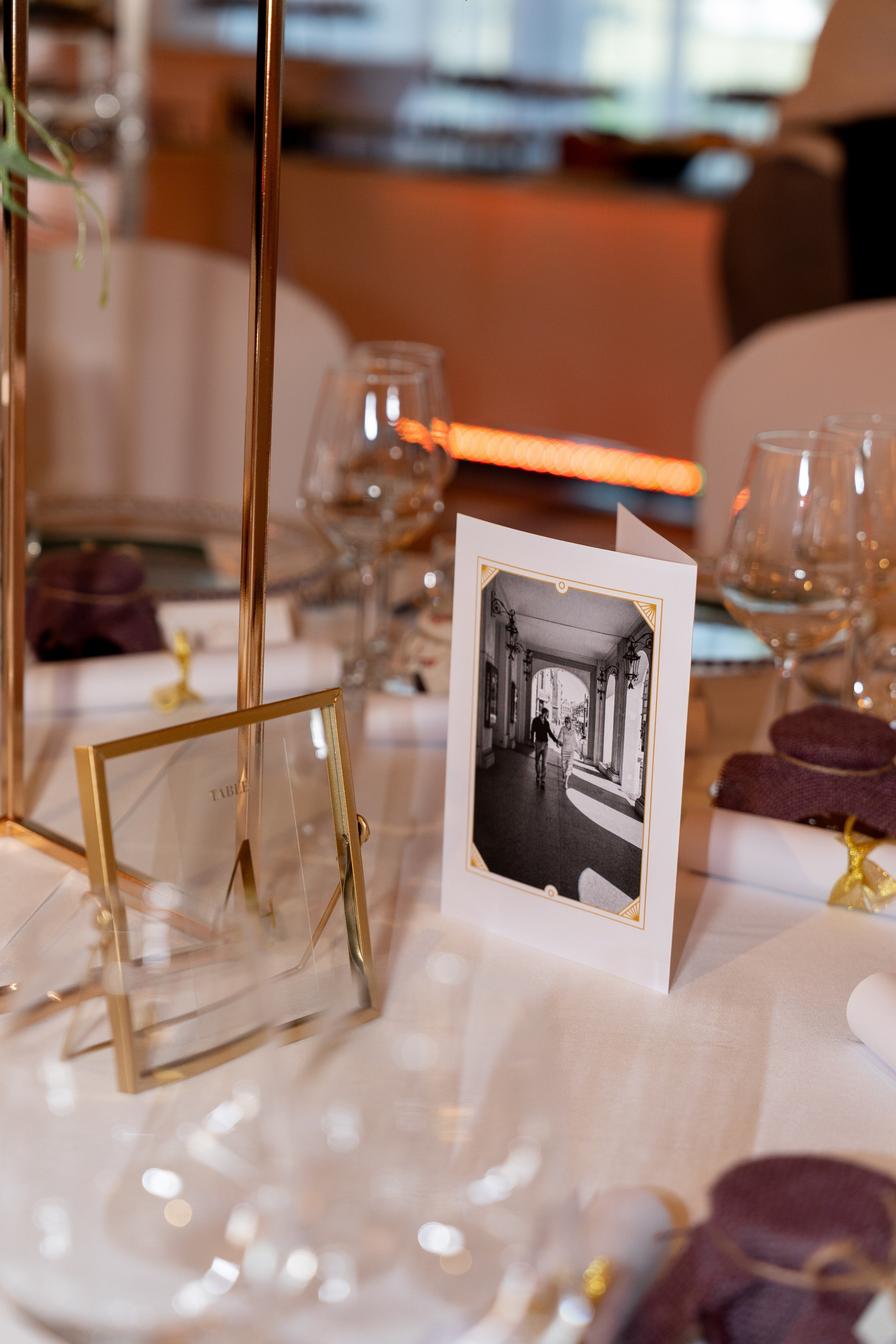 Haston City Hotel Wrocław: fotografia ślubna | Pakiet z 1 fotografem