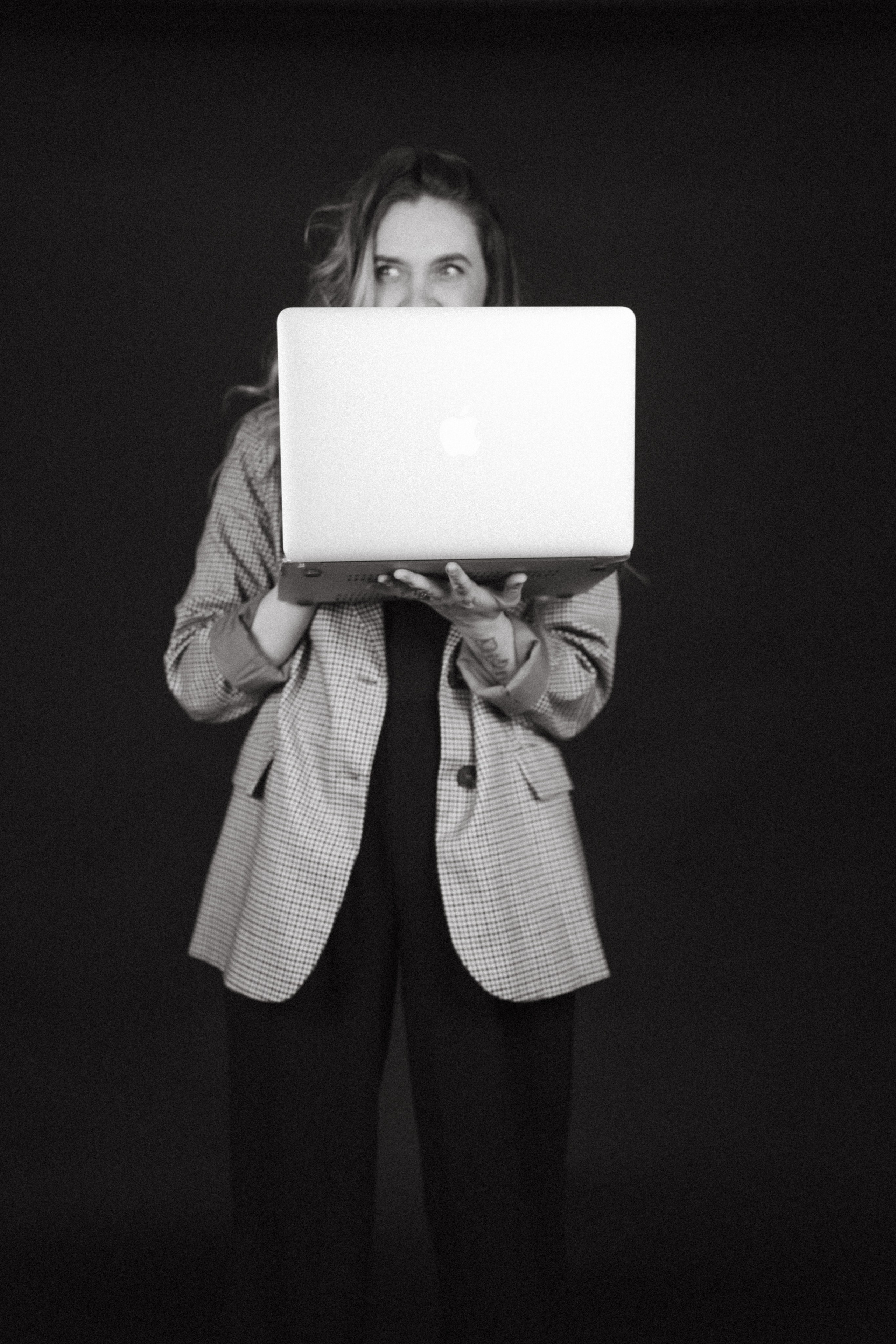 About me. Wedding Photographer in Germany & Europe | Nicole Hartwich