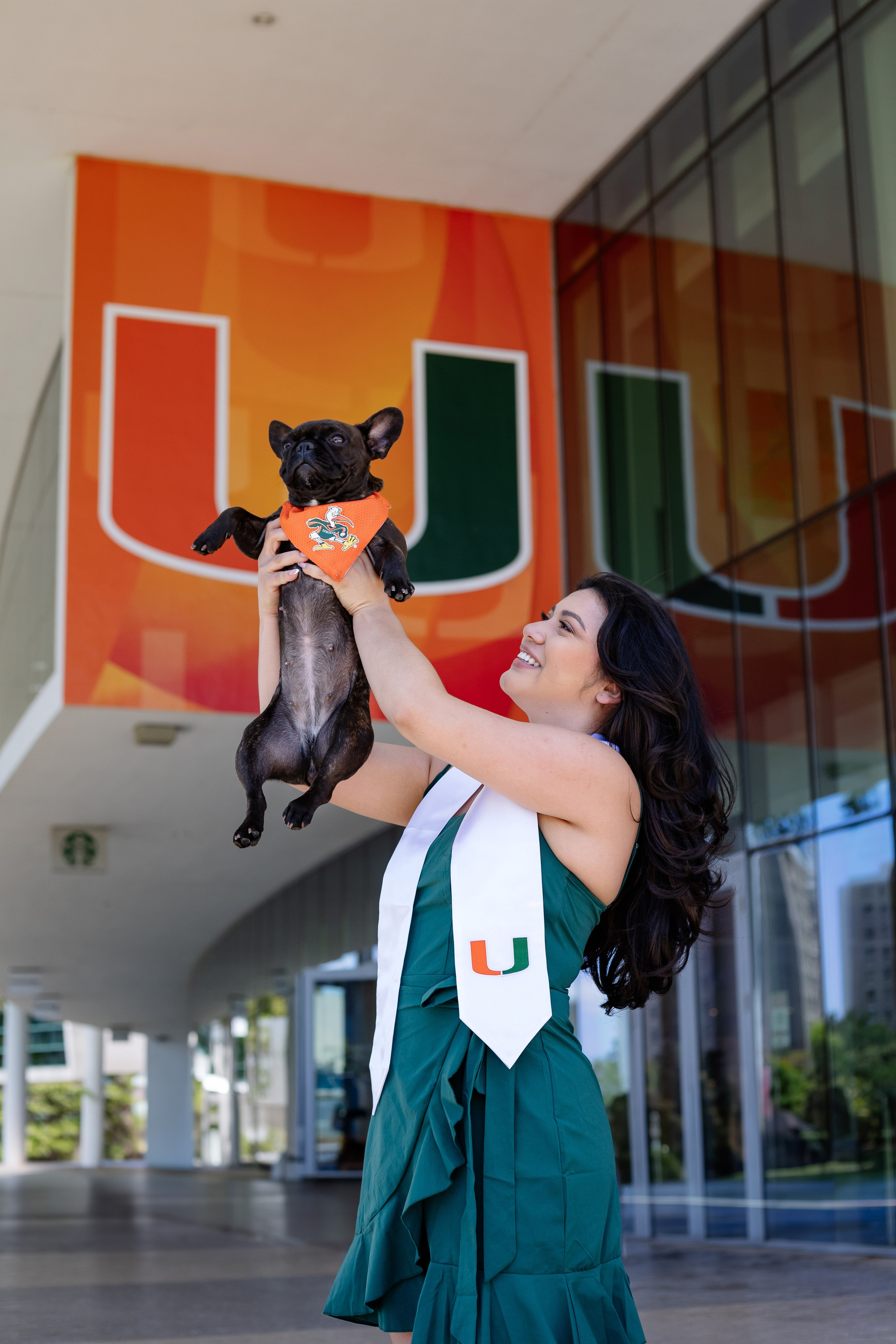 10 Spots For Graduation Photos At University of Miami. Portrait and graduation photographer Marina Simanava