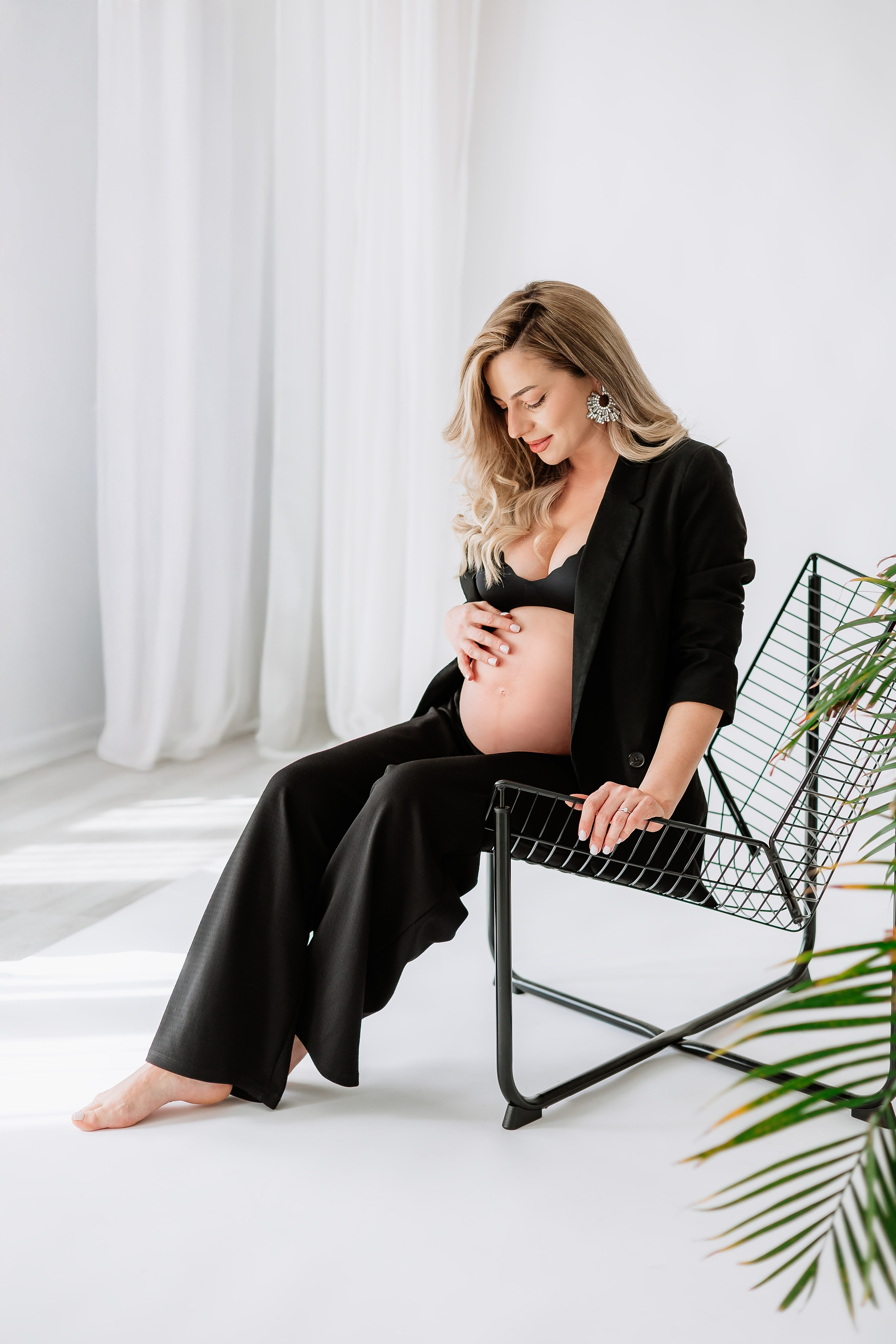 Maternitate. Laura Dascalu