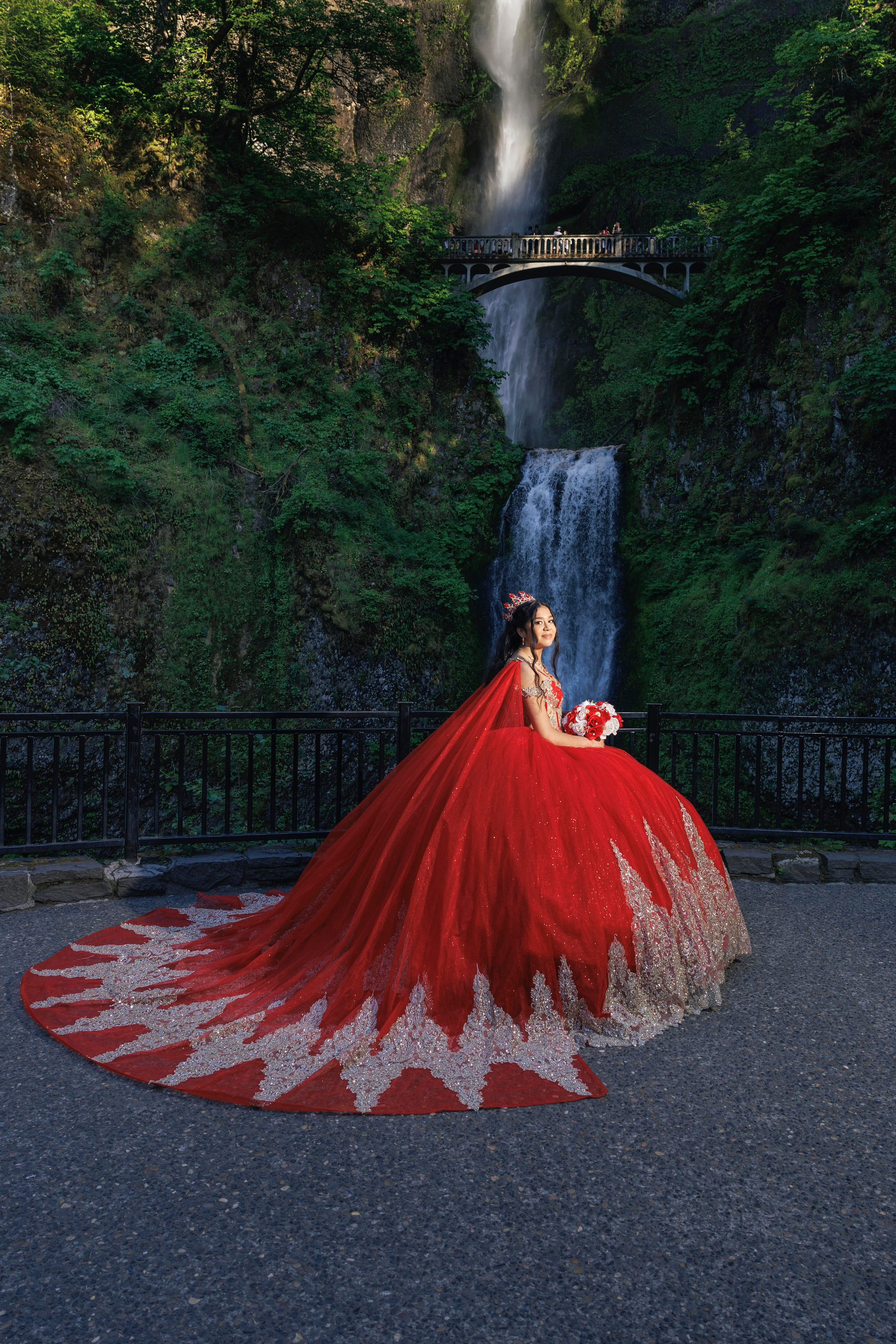 Elegant quince portraits at Multnomah Falls