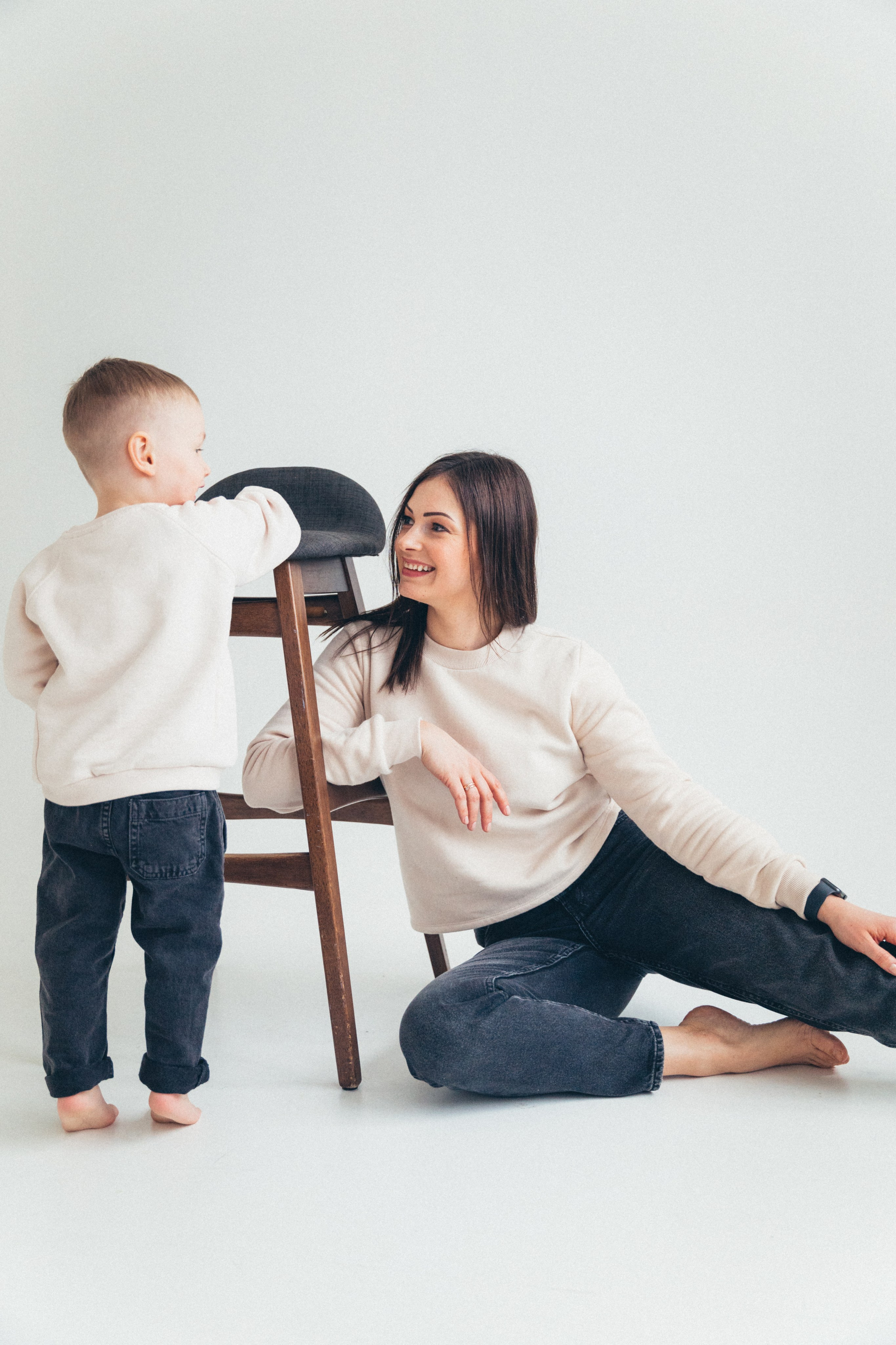 Ģimenes fotosesija. Sieviešu fotogrāfe Nadja Kraukle