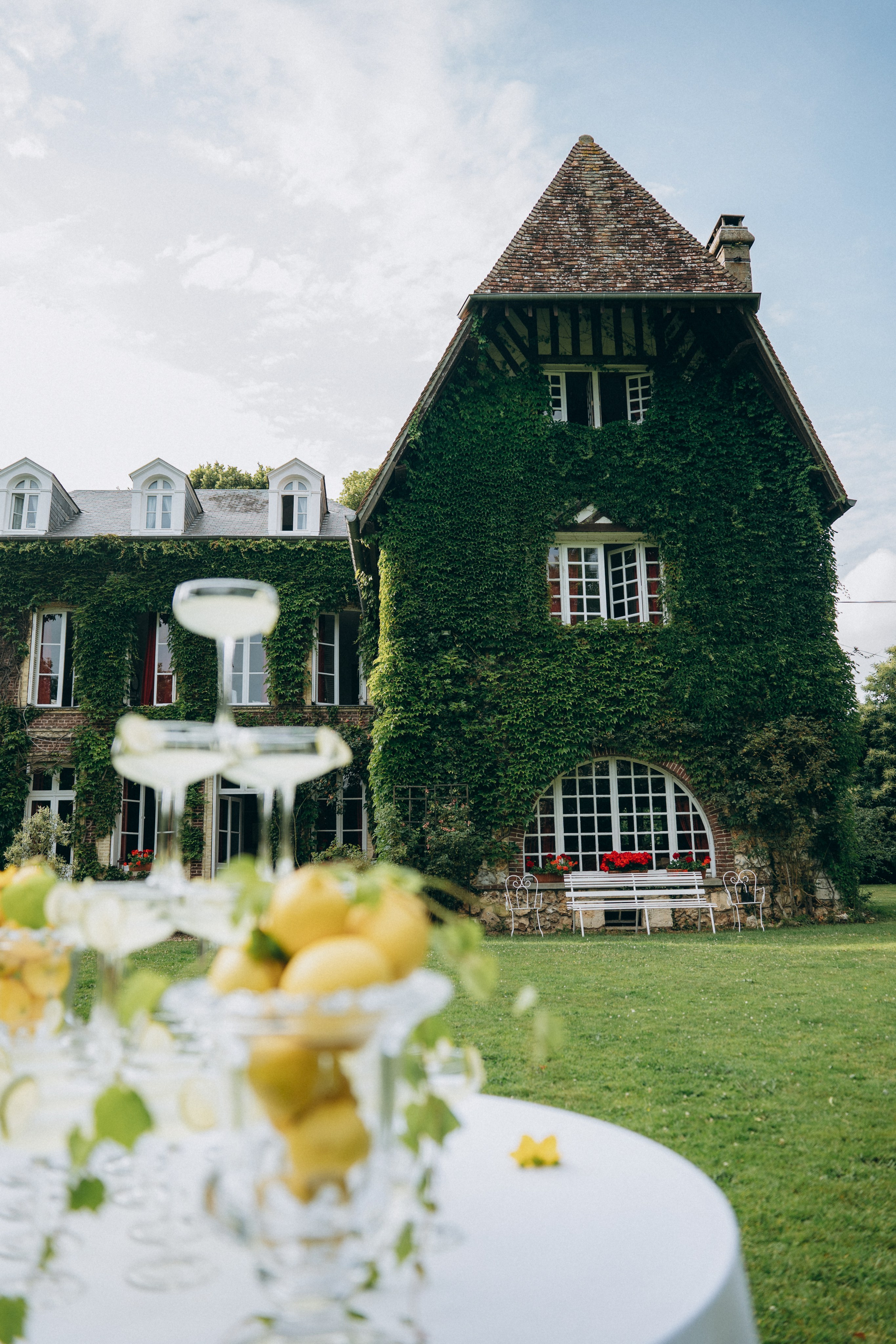 Capturing moments at Lapasparisienne. Photographer Khrystyna Voronova