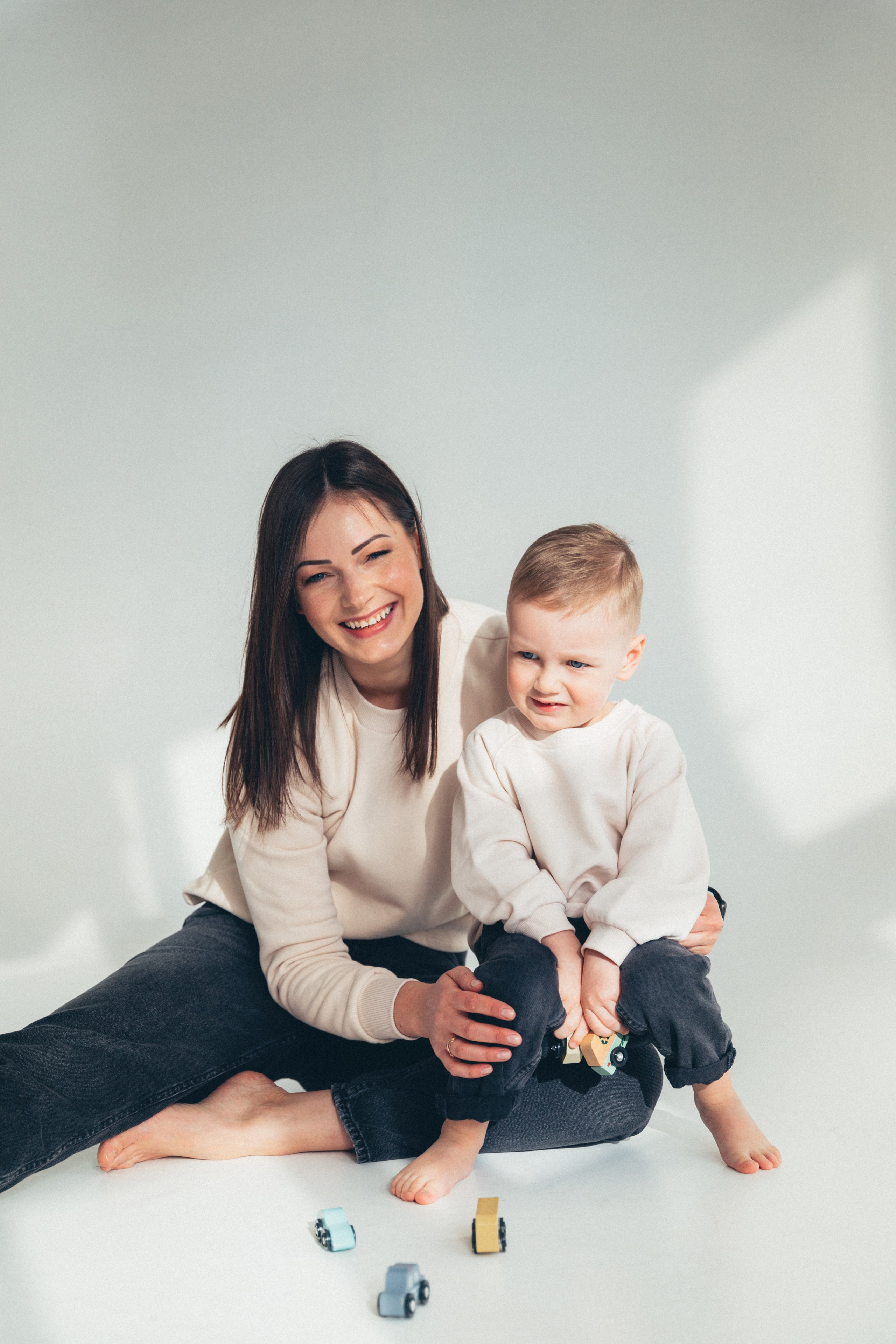 Ģimenes fotosesija. Sieviešu fotogrāfe Nadja Kraukle